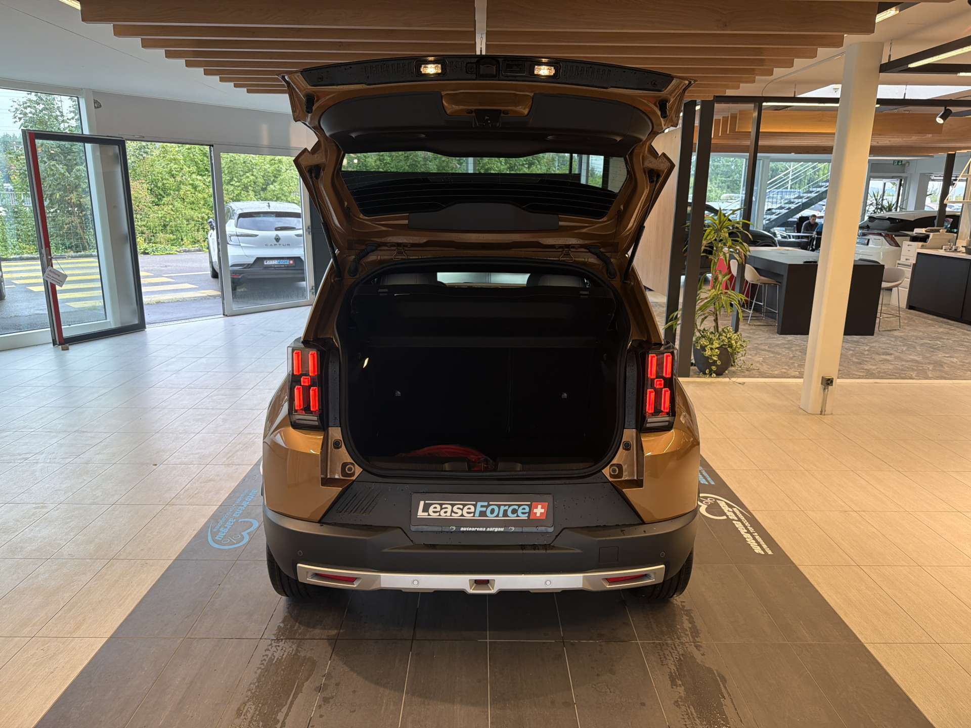 FIAT Grande Panda Elektro La Prima Automat-image-7