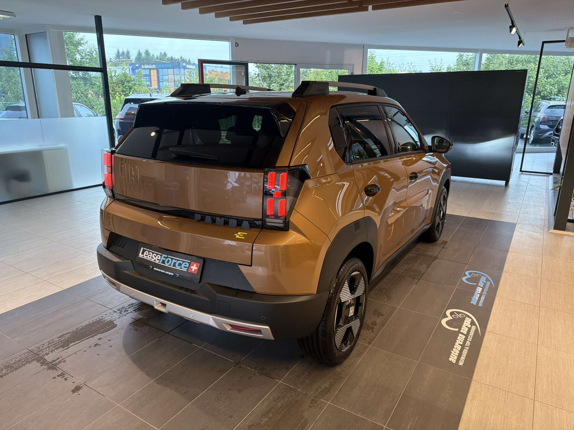 FIAT Grande Panda Elektro La Prima Automat-image-2