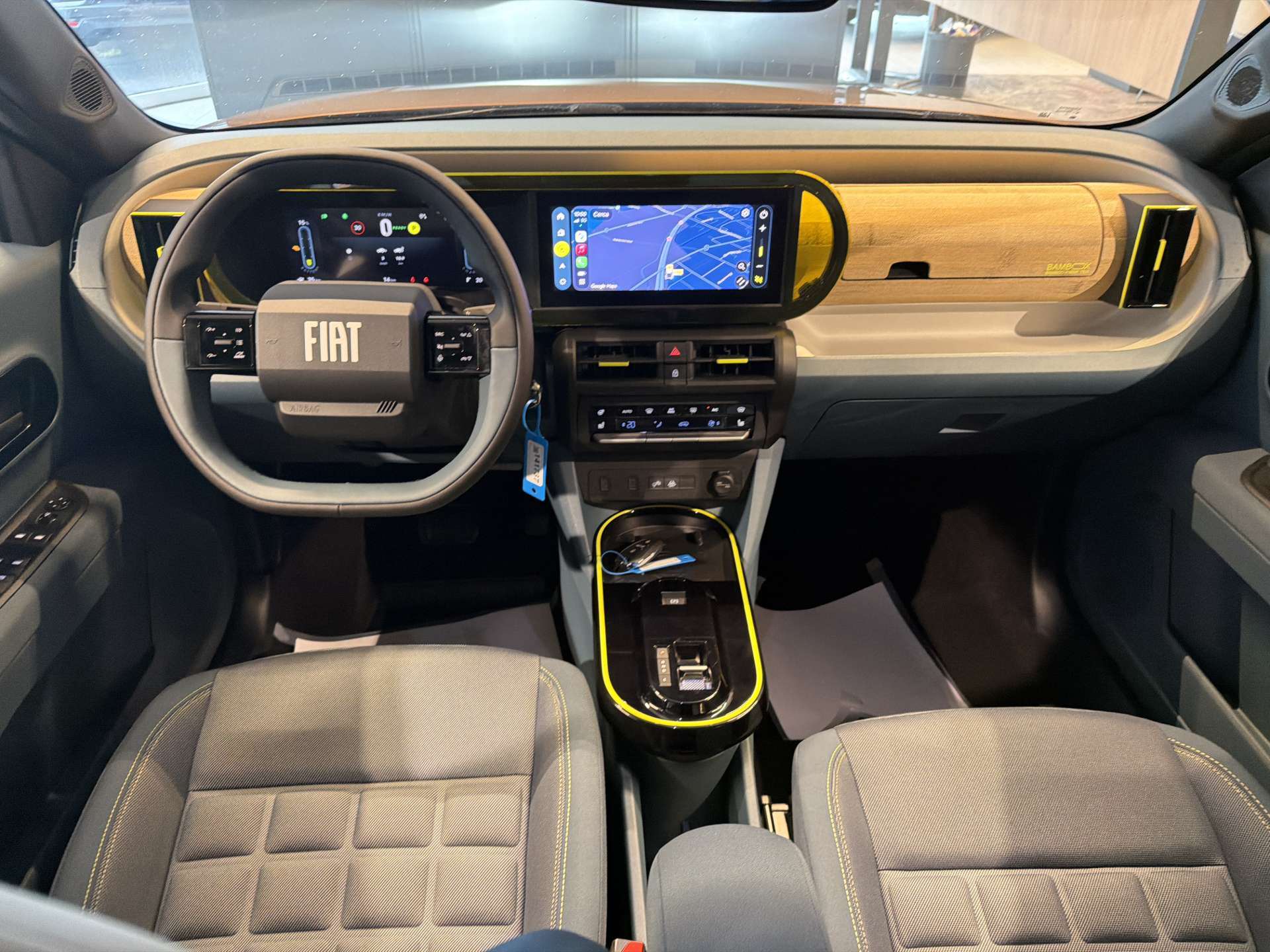 FIAT Grande Panda Elektro La Prima Automat-image-14