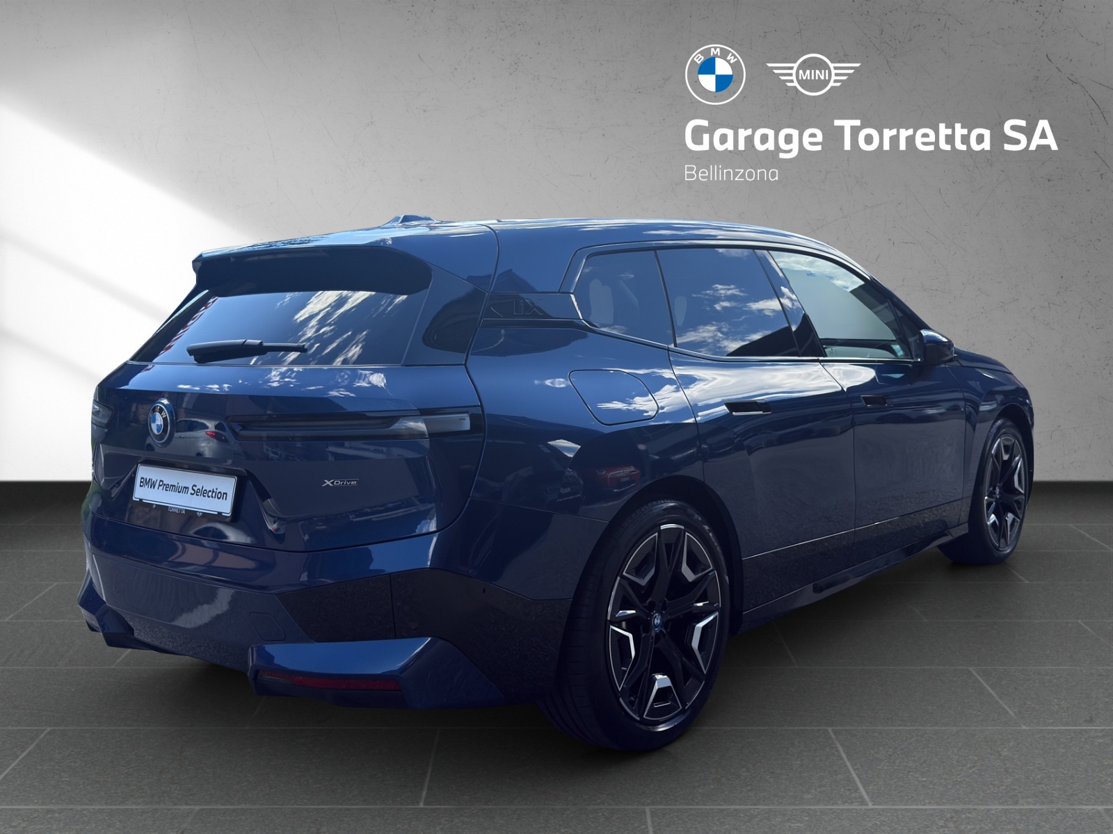 BMW iX xDrive40 M Sport-image-4