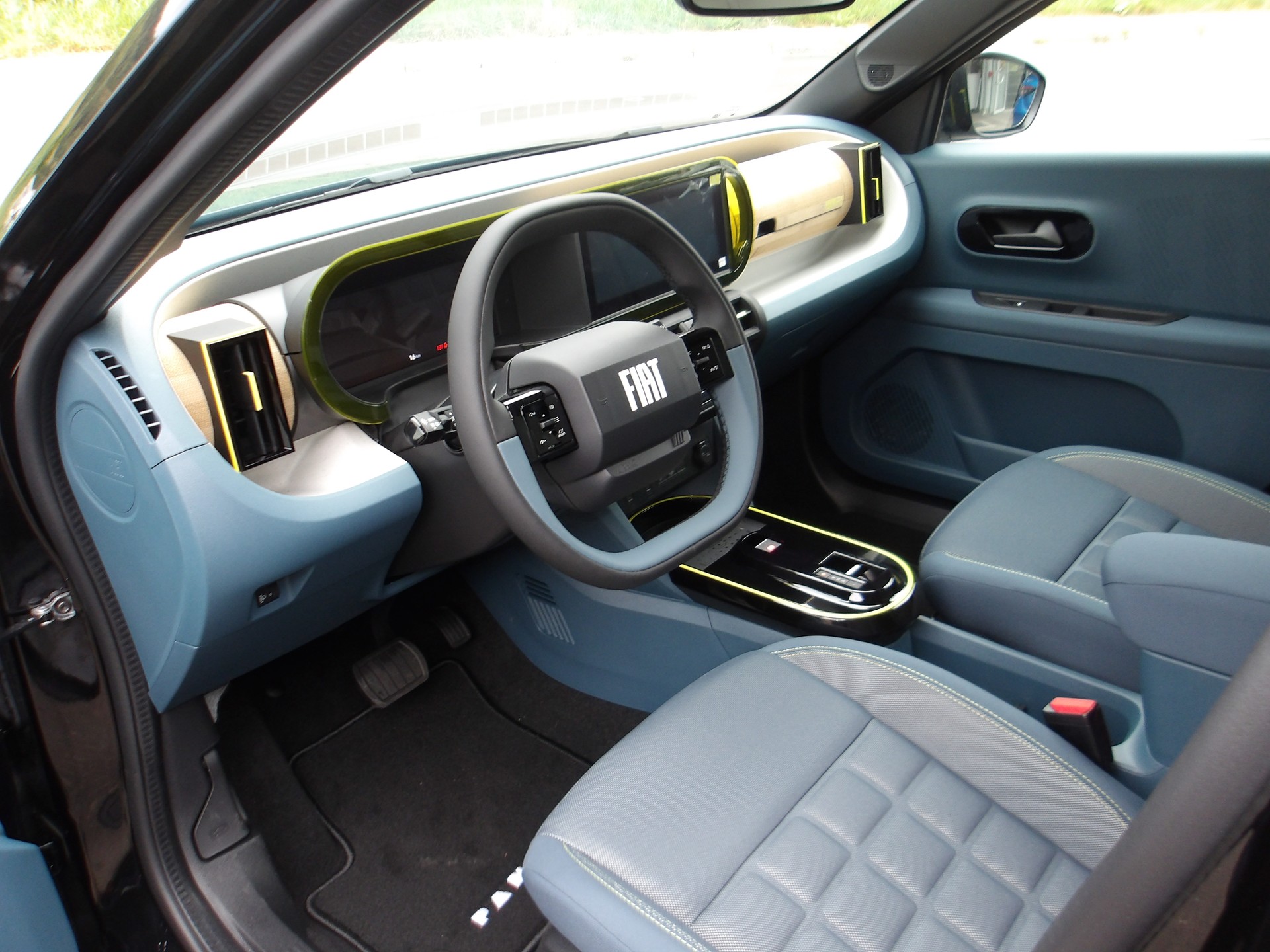 FIAT Grande Panda MHEV La Prima-image-10