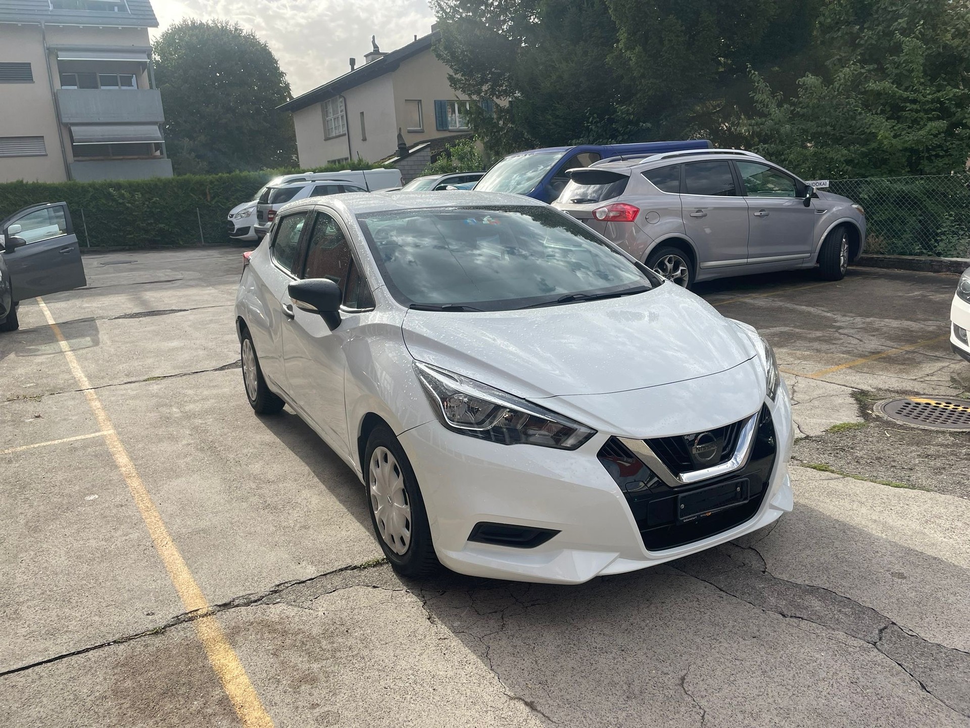 NISSAN Micra 1.0 acenta-image-2