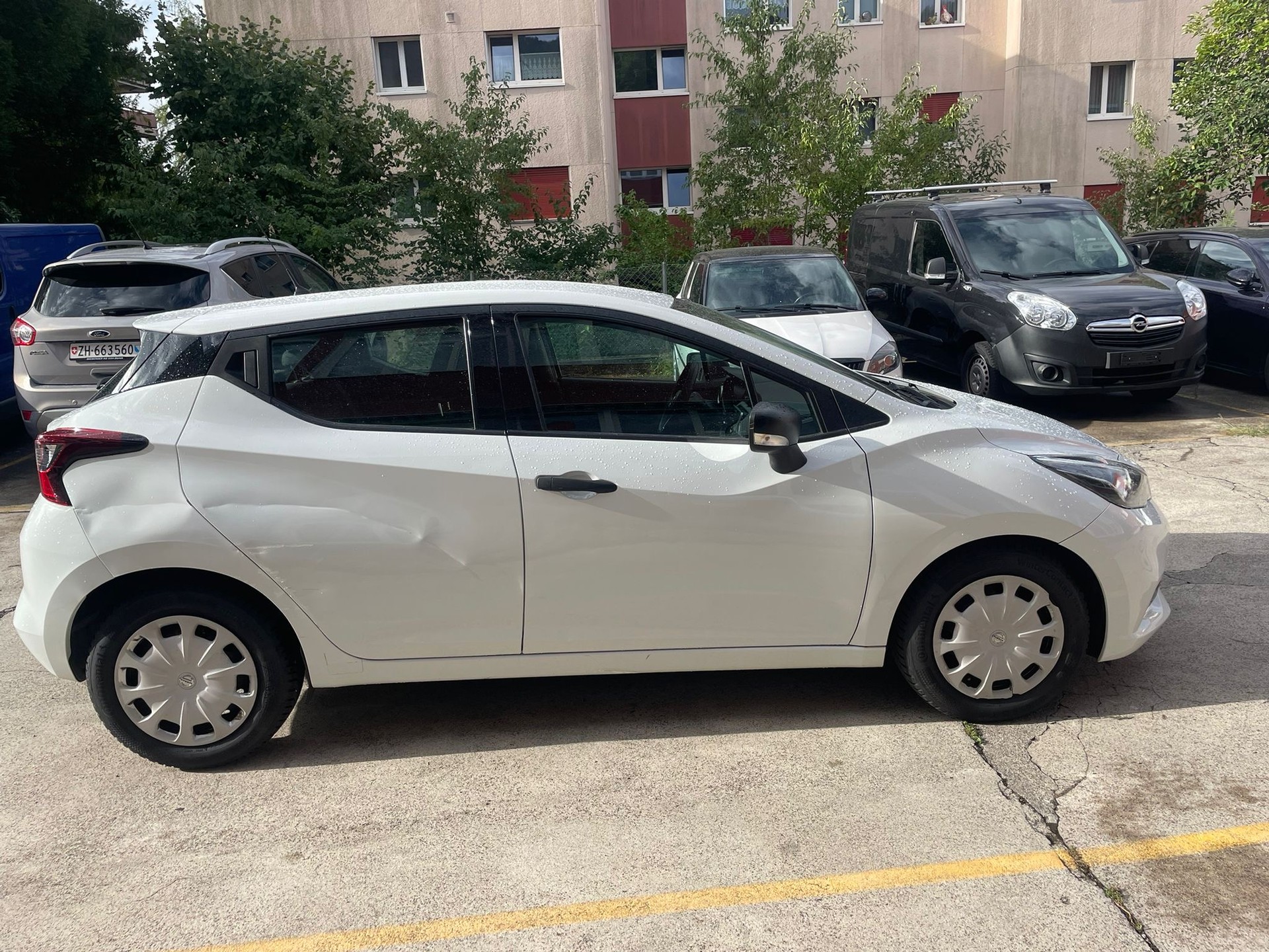 NISSAN Micra 1.0 acenta-image-5