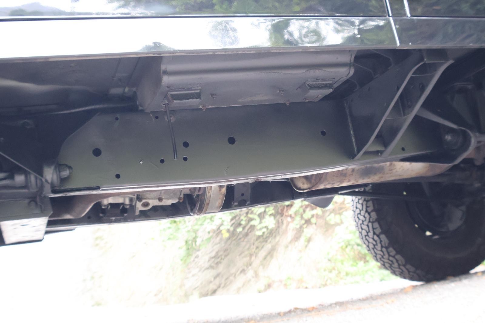 LAND ROVER Defender 110 SW 2.4Tdc-image-12