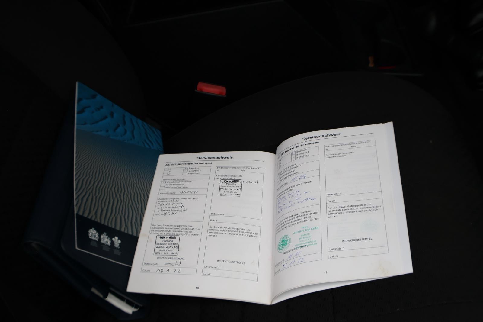 LAND ROVER Defender 110 SW 2.4Tdc-image-14
