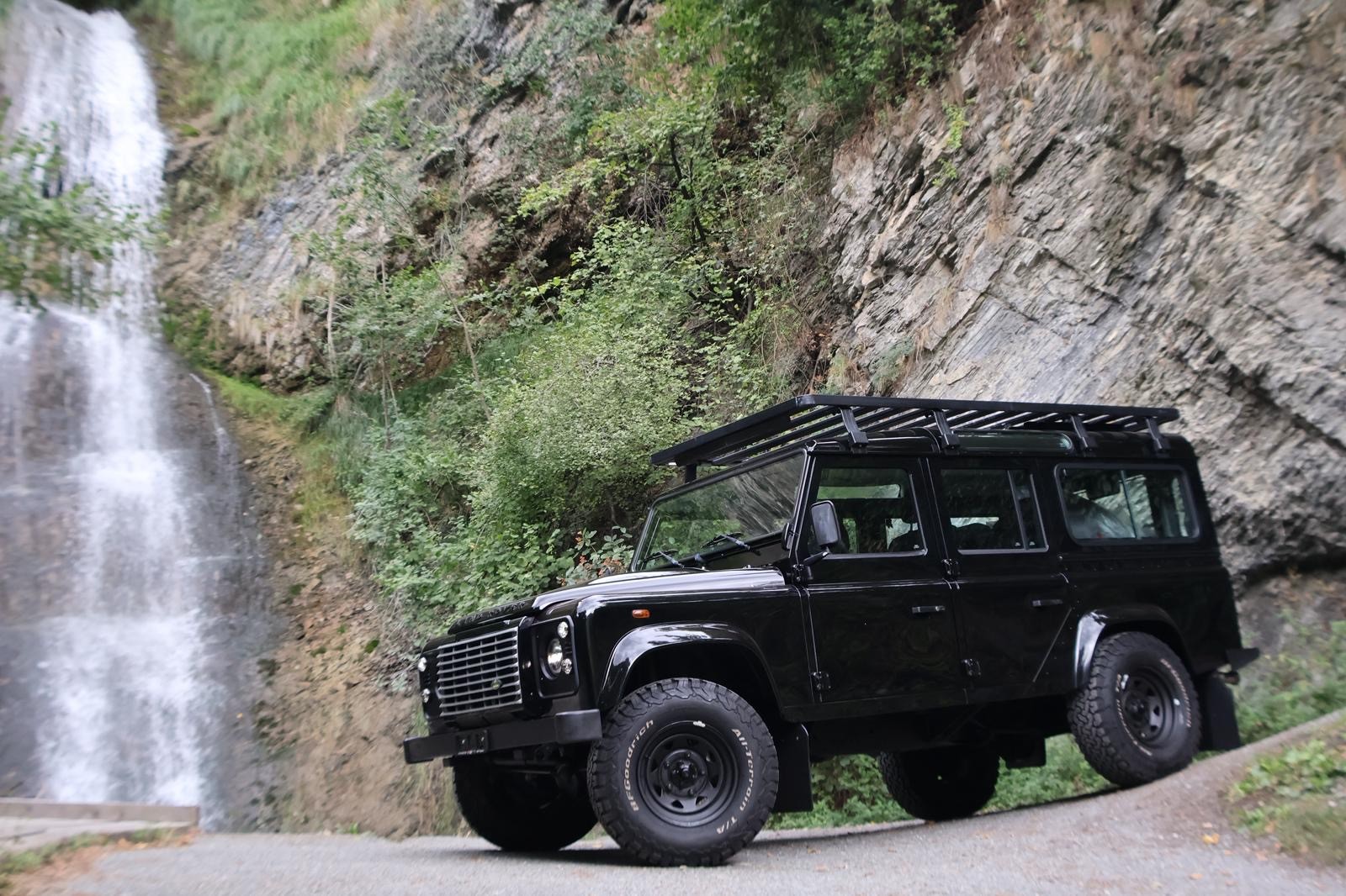 LAND ROVER Defender 110 SW 2.4Tdc