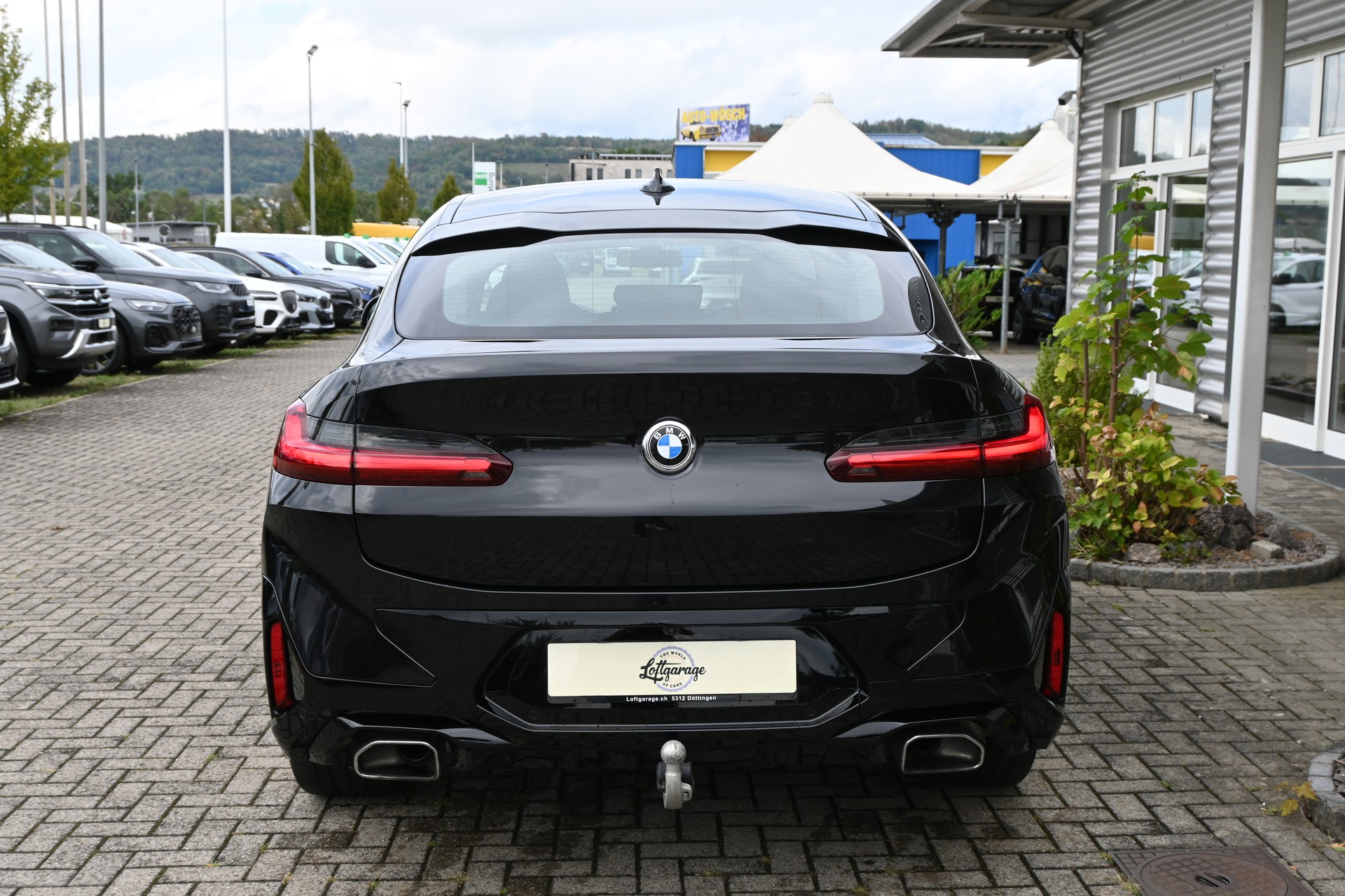 BMW X4 xDrive 48V 30d M Sport Steptronic + AHK 2000kg-showroom-element-3