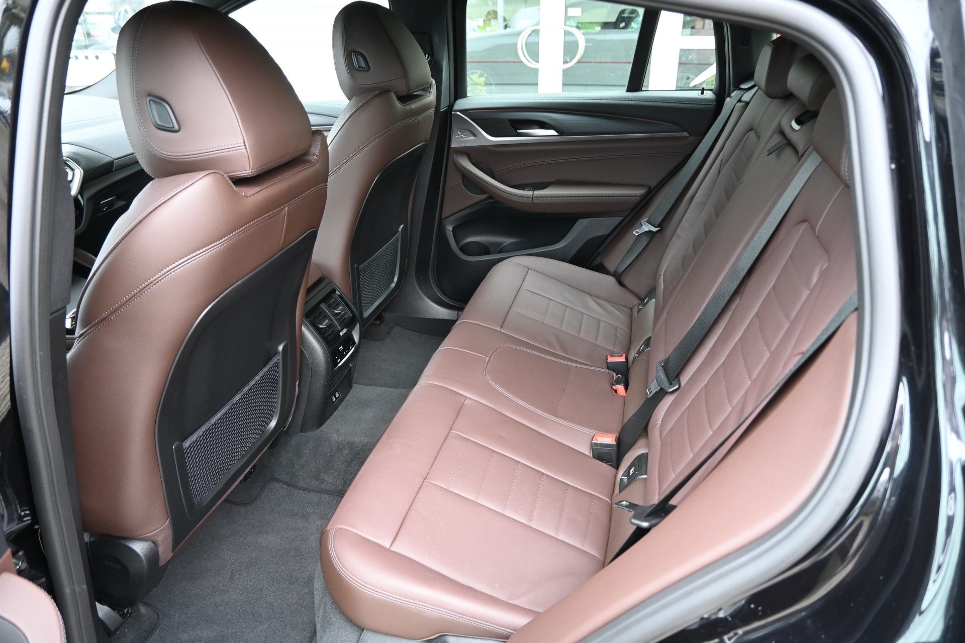 BMW X4 xDrive 48V 30d M Sport Steptronic + AHK 2000kg-image-14