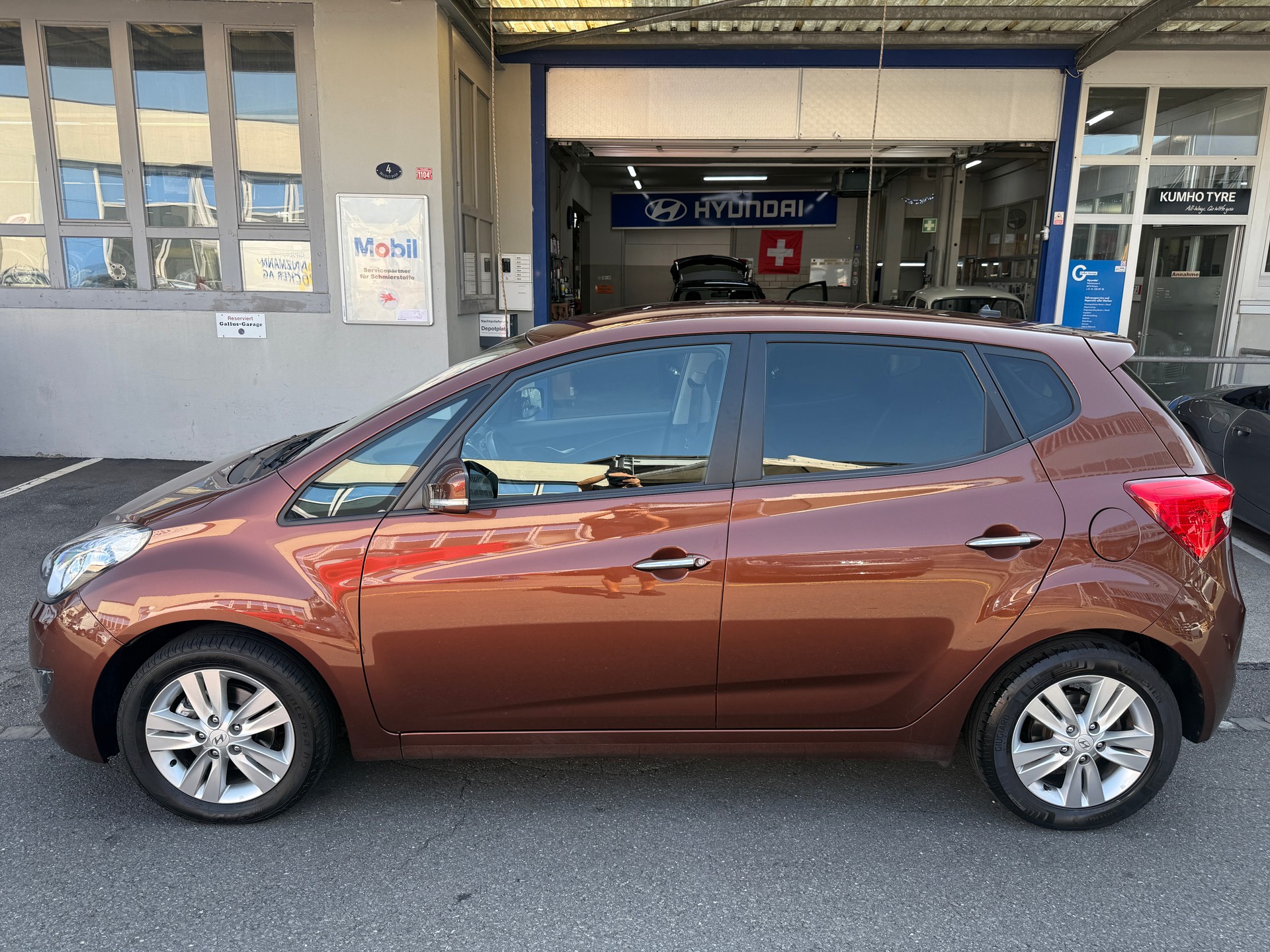 HYUNDAI iX20 1.6 Style Automatic-image-1