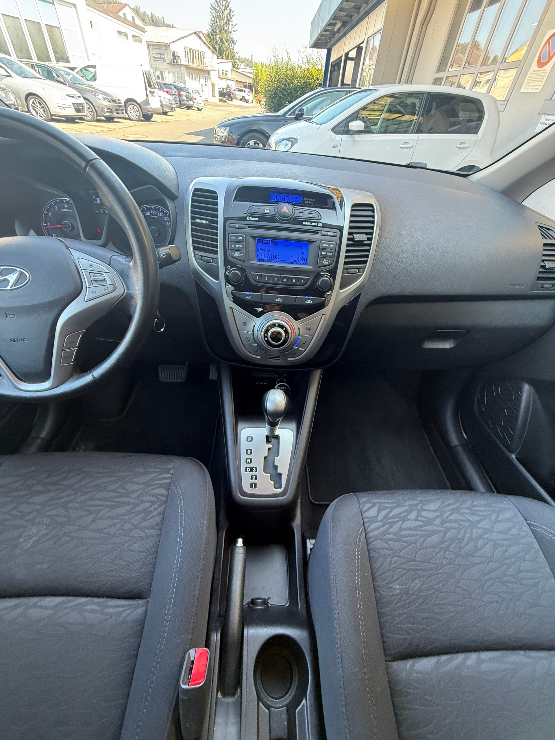 HYUNDAI iX20 1.6 Style Automatic-image-13