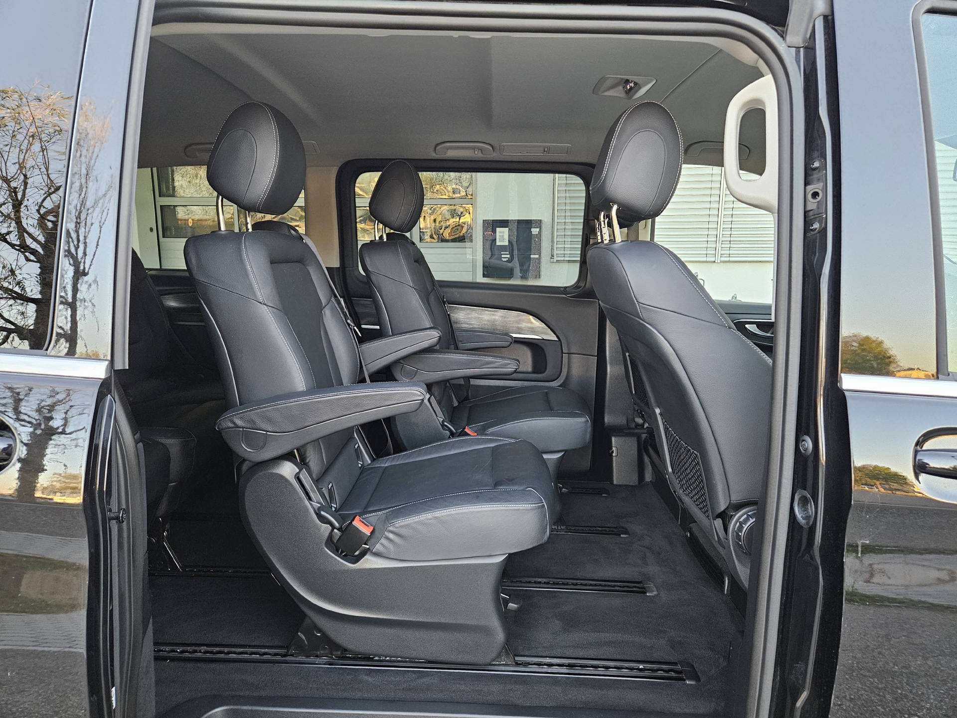 MERCEDES-BENZ V 250 d Avantgarde lang 4matic Van * 7- Plätzer * 10 Jahre oder 100'000km Gratisservice *-image-25