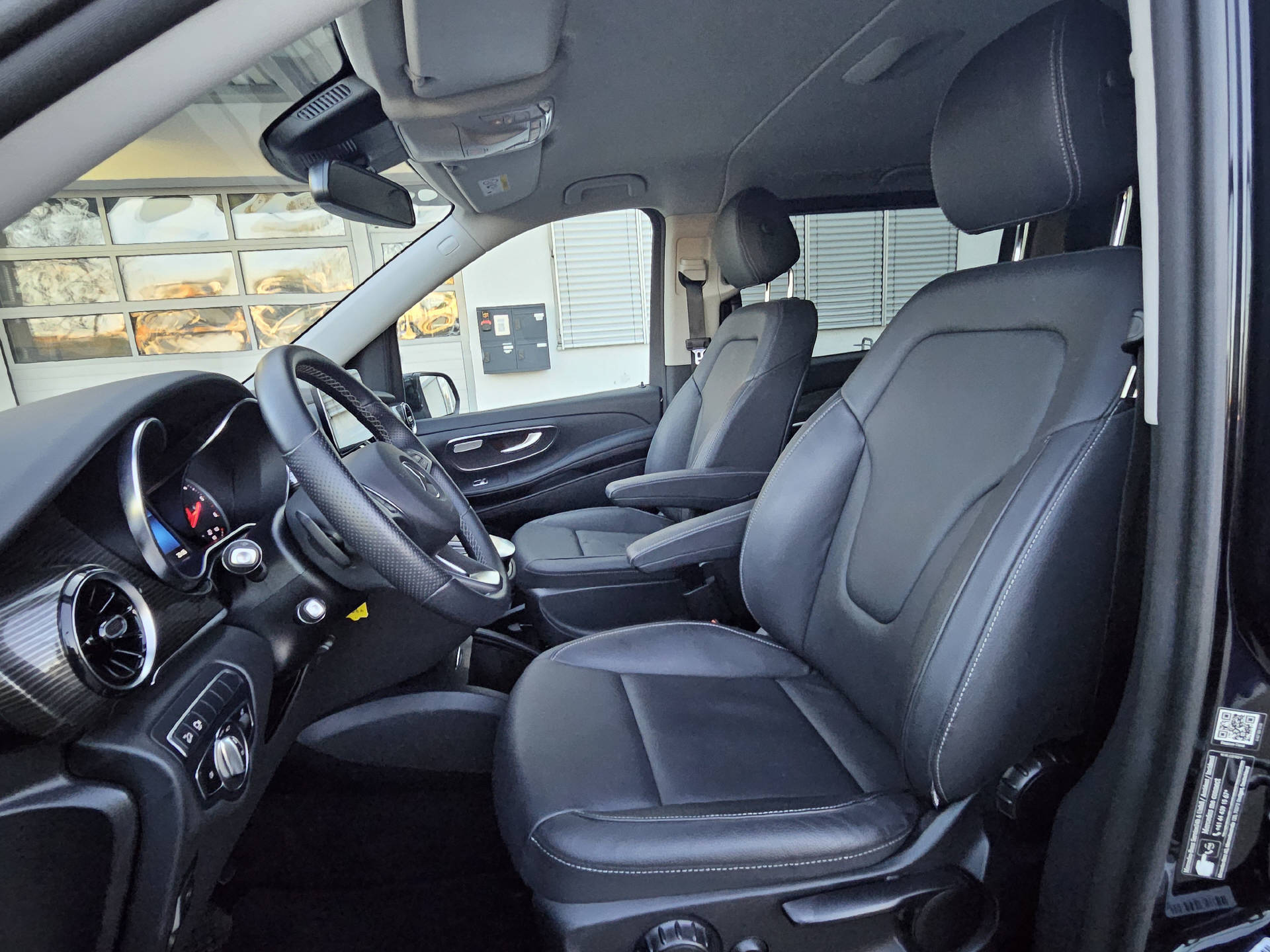 MERCEDES-BENZ V 250 d Avantgarde lang 4matic Van * 7- Plätzer * 10 Jahre oder 100'000km Gratisservice *-image-14
