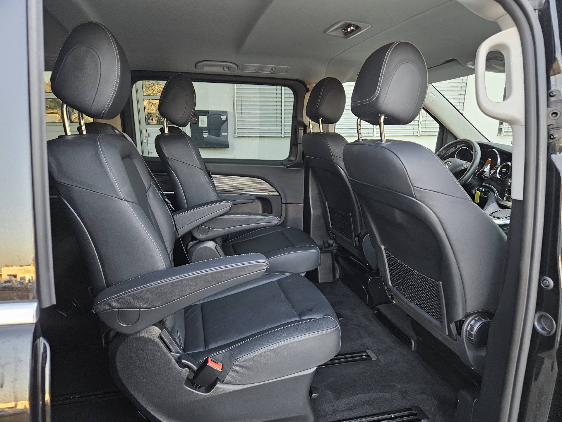 MERCEDES-BENZ V 250 d Avantgarde lang 4matic Van * 7- Plätzer * 10 Jahre oder 100'000km Gratisservice *-image-26