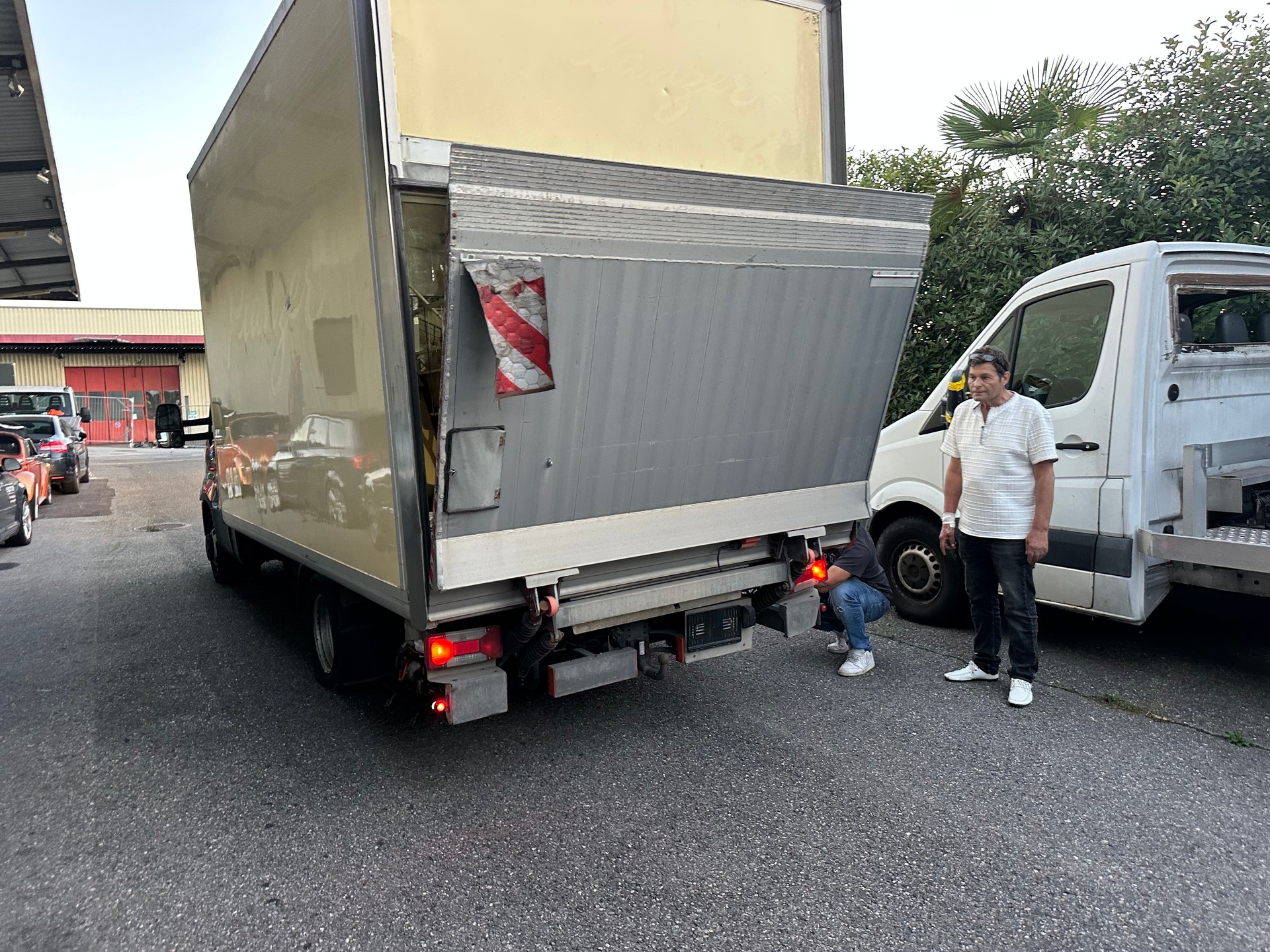 IVECO 35 C 17-image-13