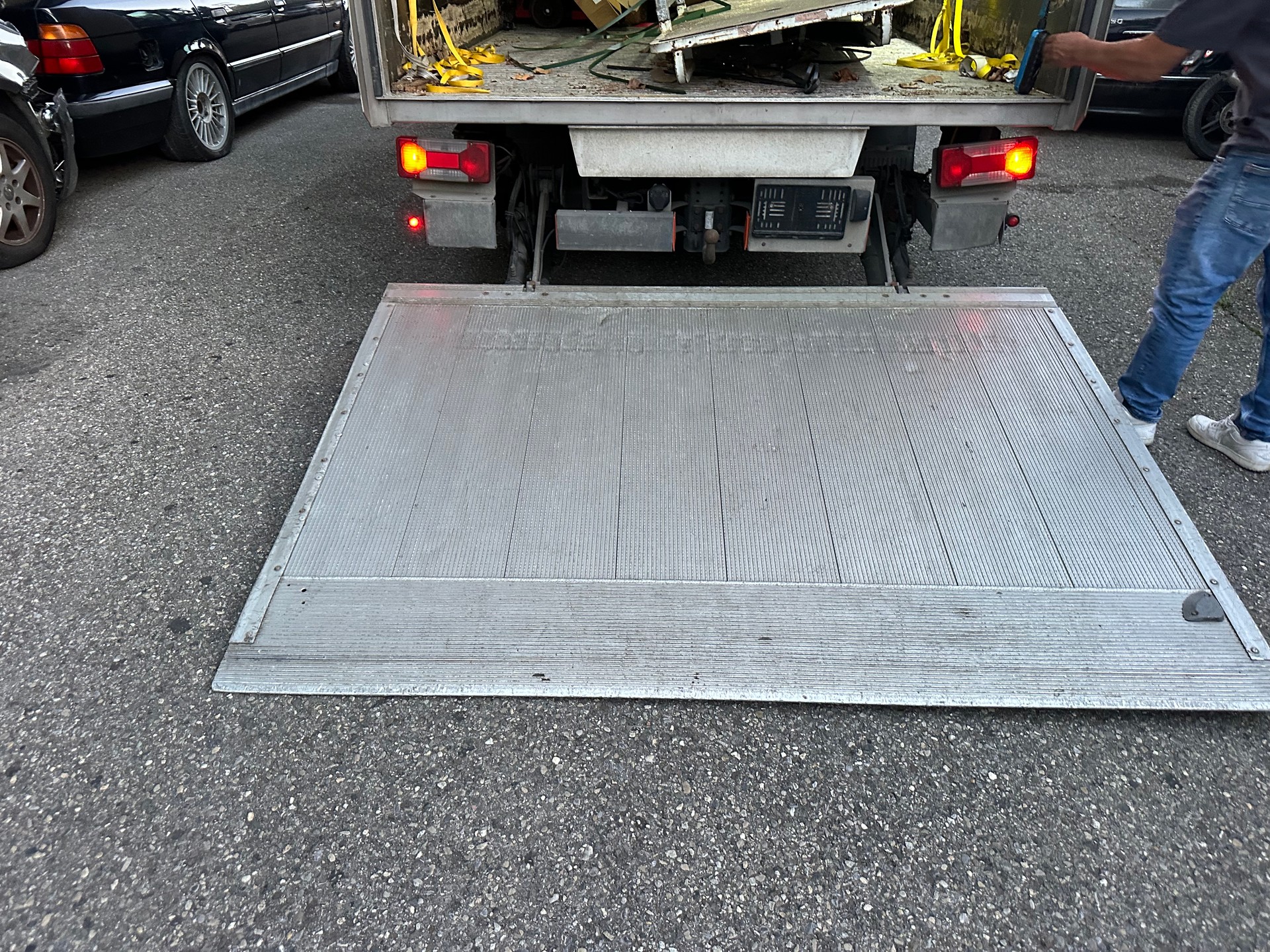 IVECO 35 C 17-image-9