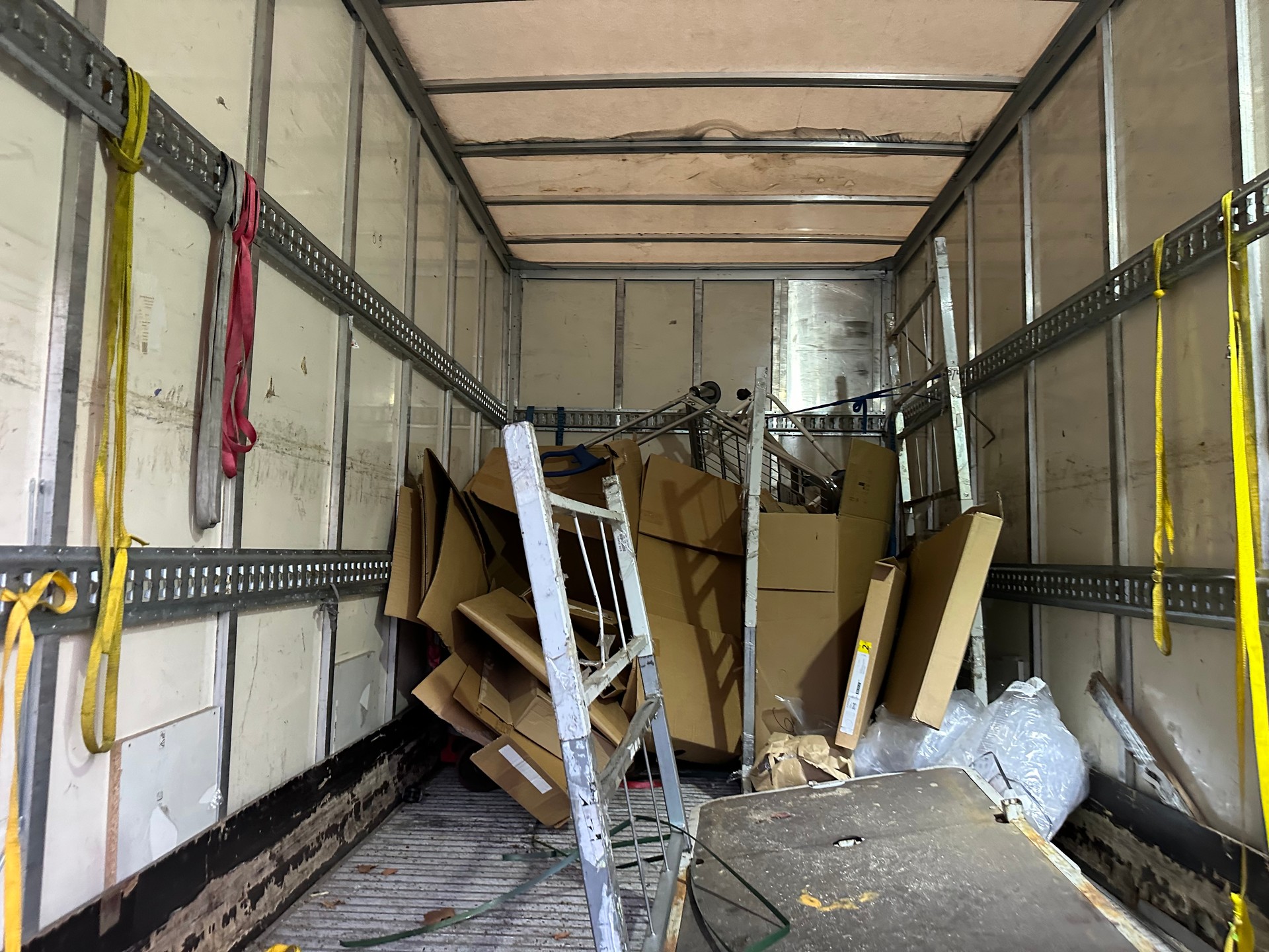 IVECO 35 C 17-image-12