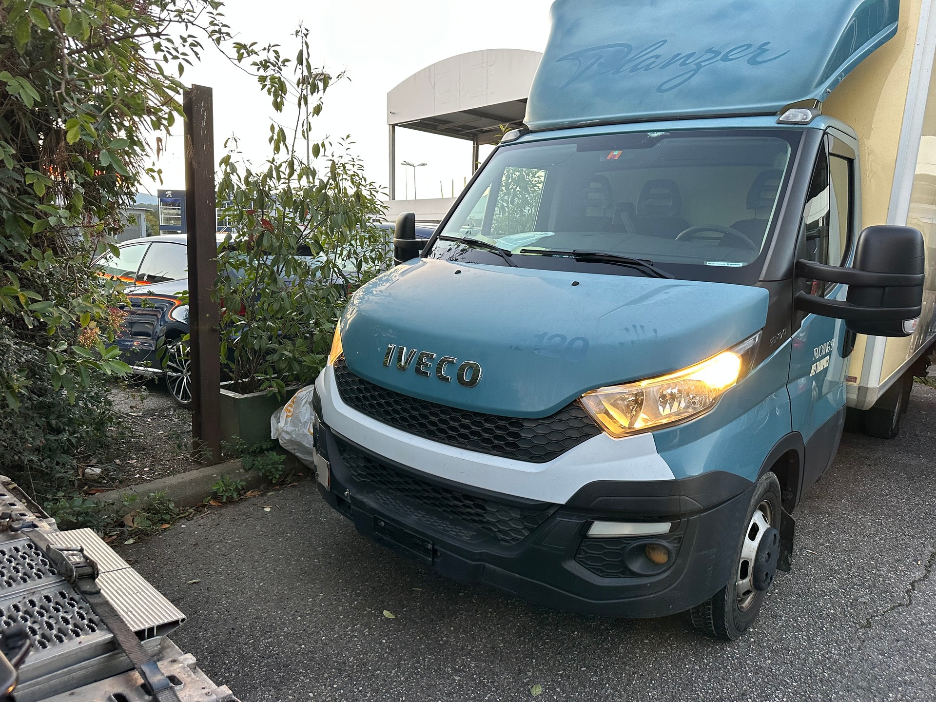 IVECO 35 C 17-image-8