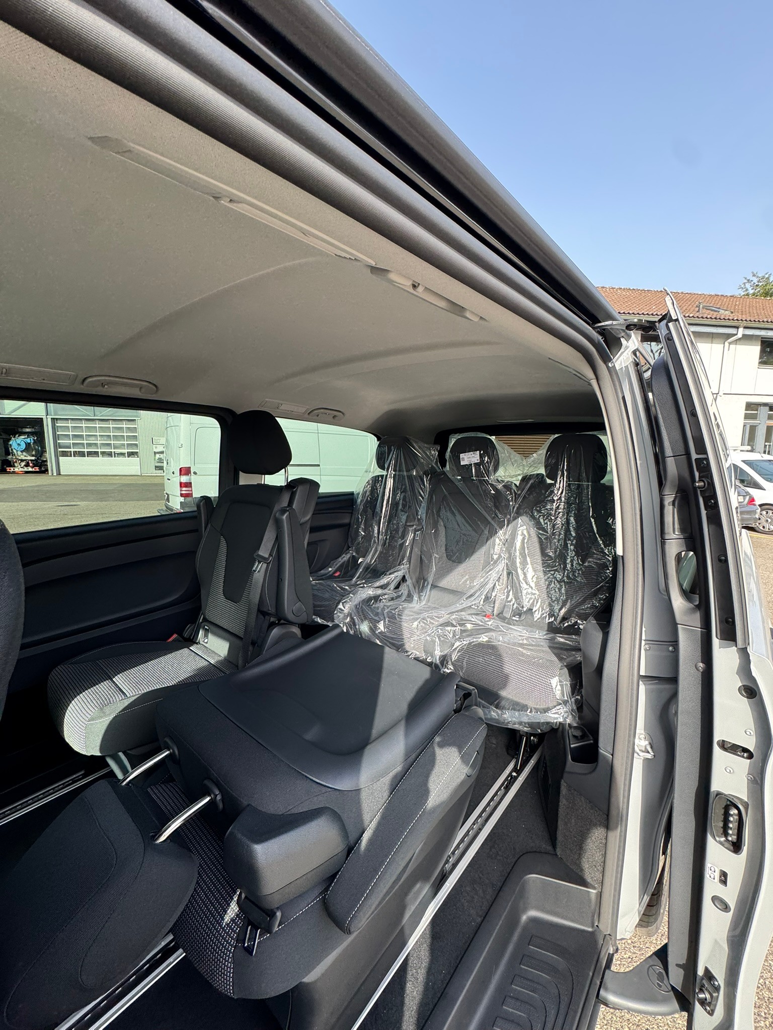 MERCEDES-BENZ Vito 116 CDI Lang Tourer 9G-Tronic 4M Select-image-7