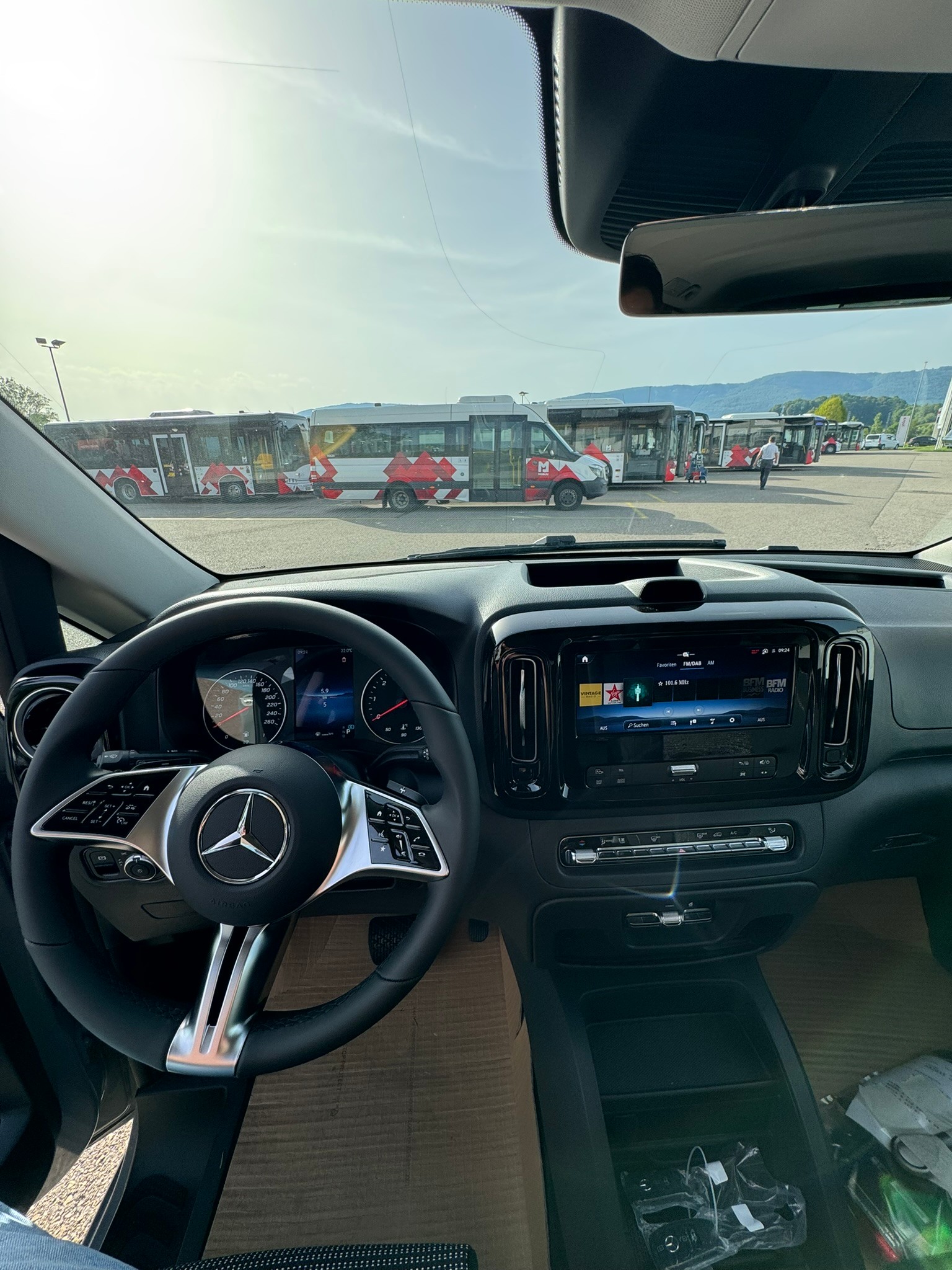 MERCEDES-BENZ Vito 116 CDI Lang Tourer 9G-Tronic 4M Select-image-8
