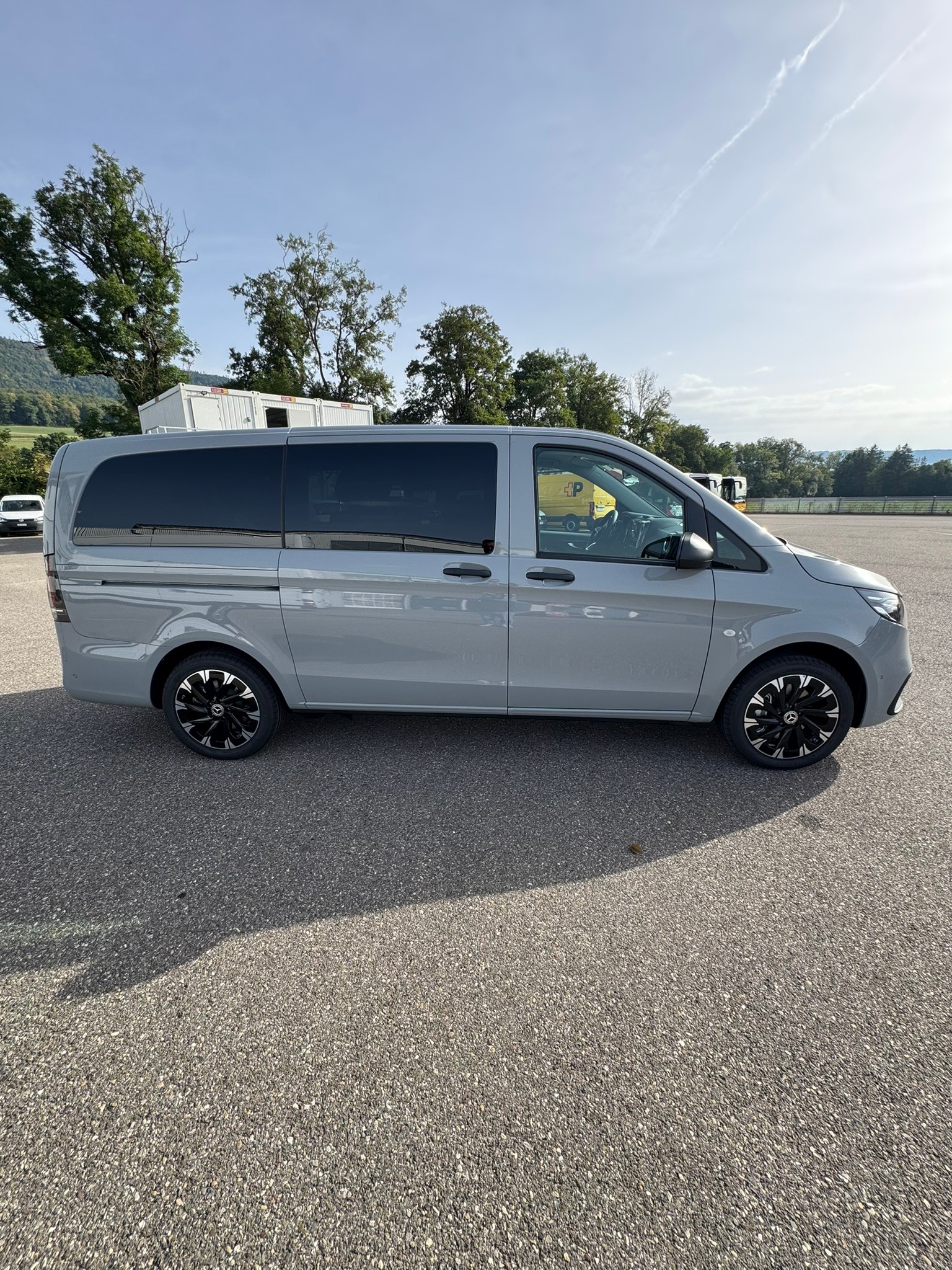 MERCEDES-BENZ Vito 116 CDI Lang Tourer 9G-Tronic 4M Select-image-3