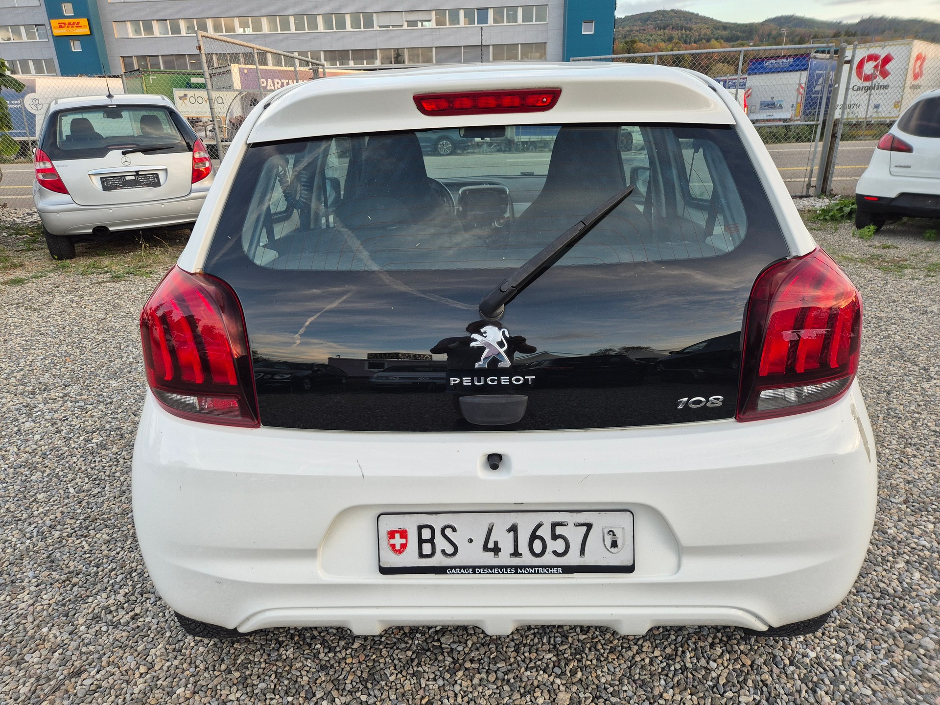 PEUGEOT 108 1.2 VTi Active-image-5