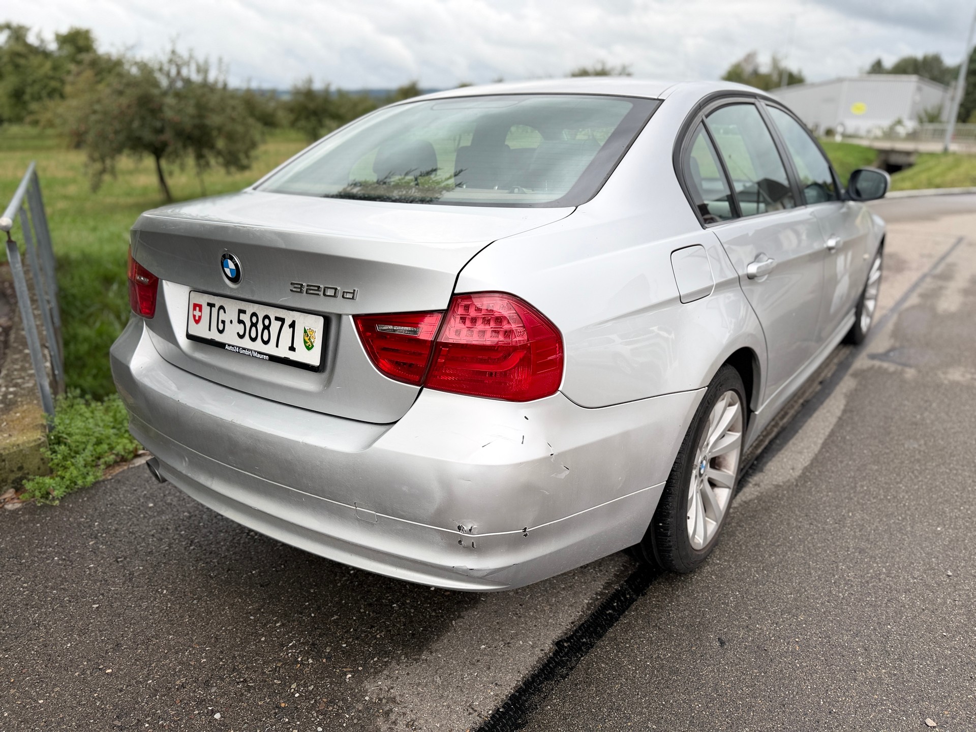 BMW 320D E90-image-2