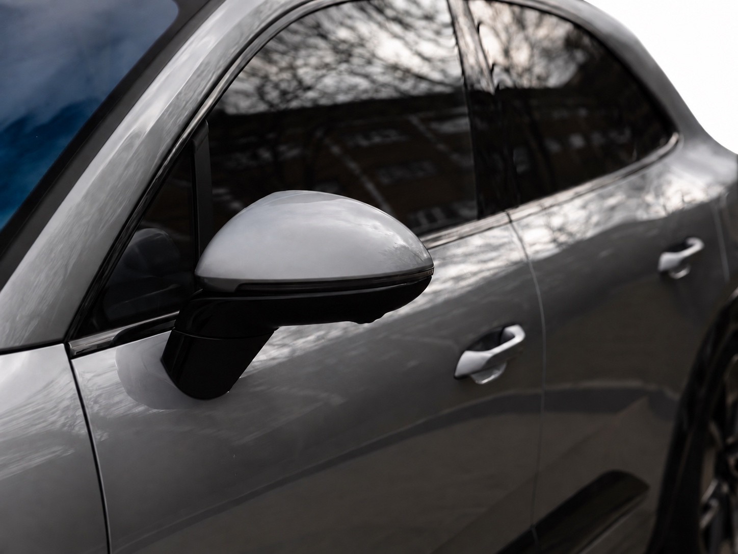 PORSCHE Macan Turbo-image-13