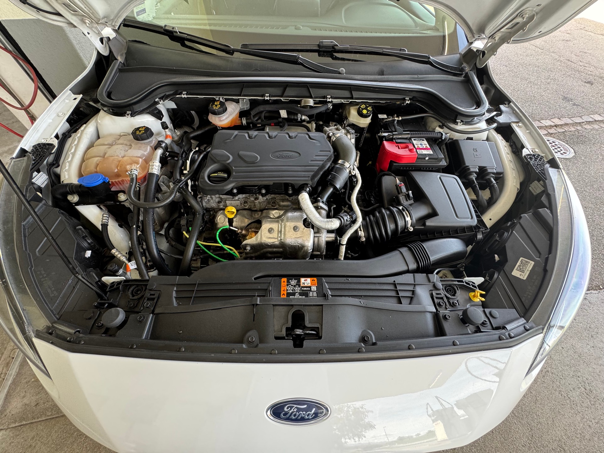 FORD Focus 1.5 TDCi Titanium Automatic-image-13