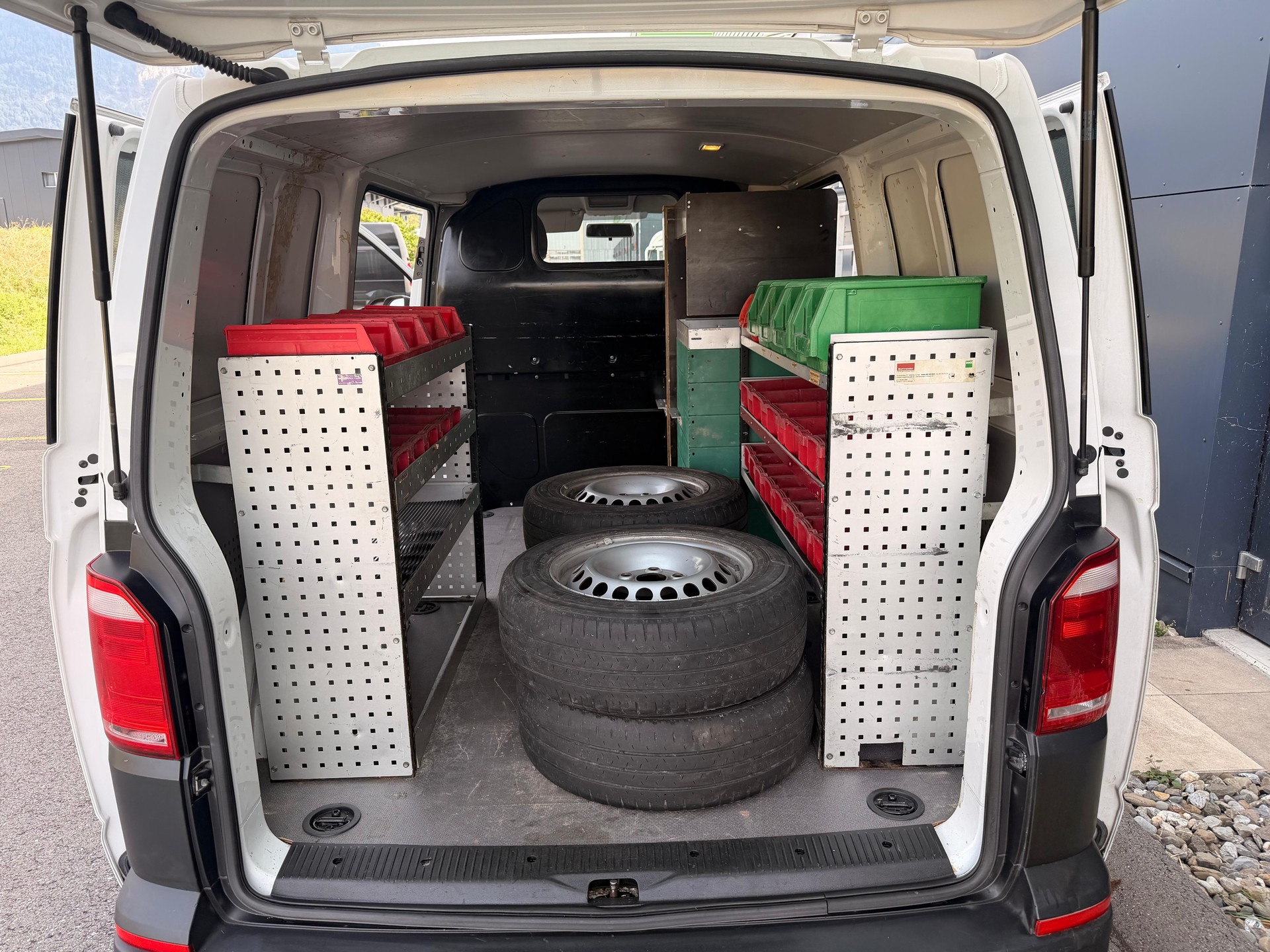 VW T6 2.0 TDI 4Motion DSG-image-9