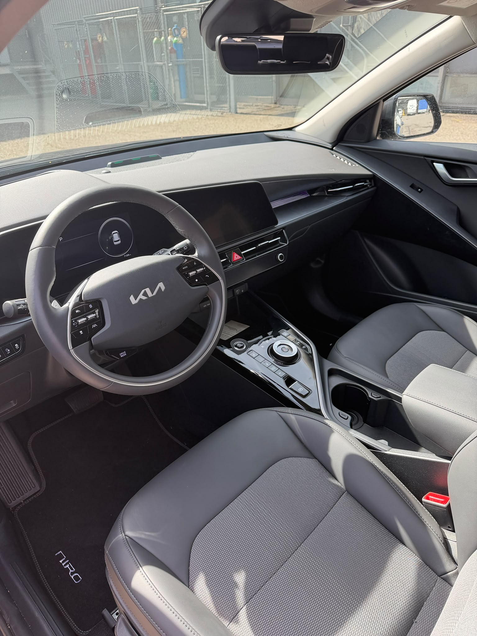 KIA Niro 1.6GDi Hybrid Style DCT-image-8