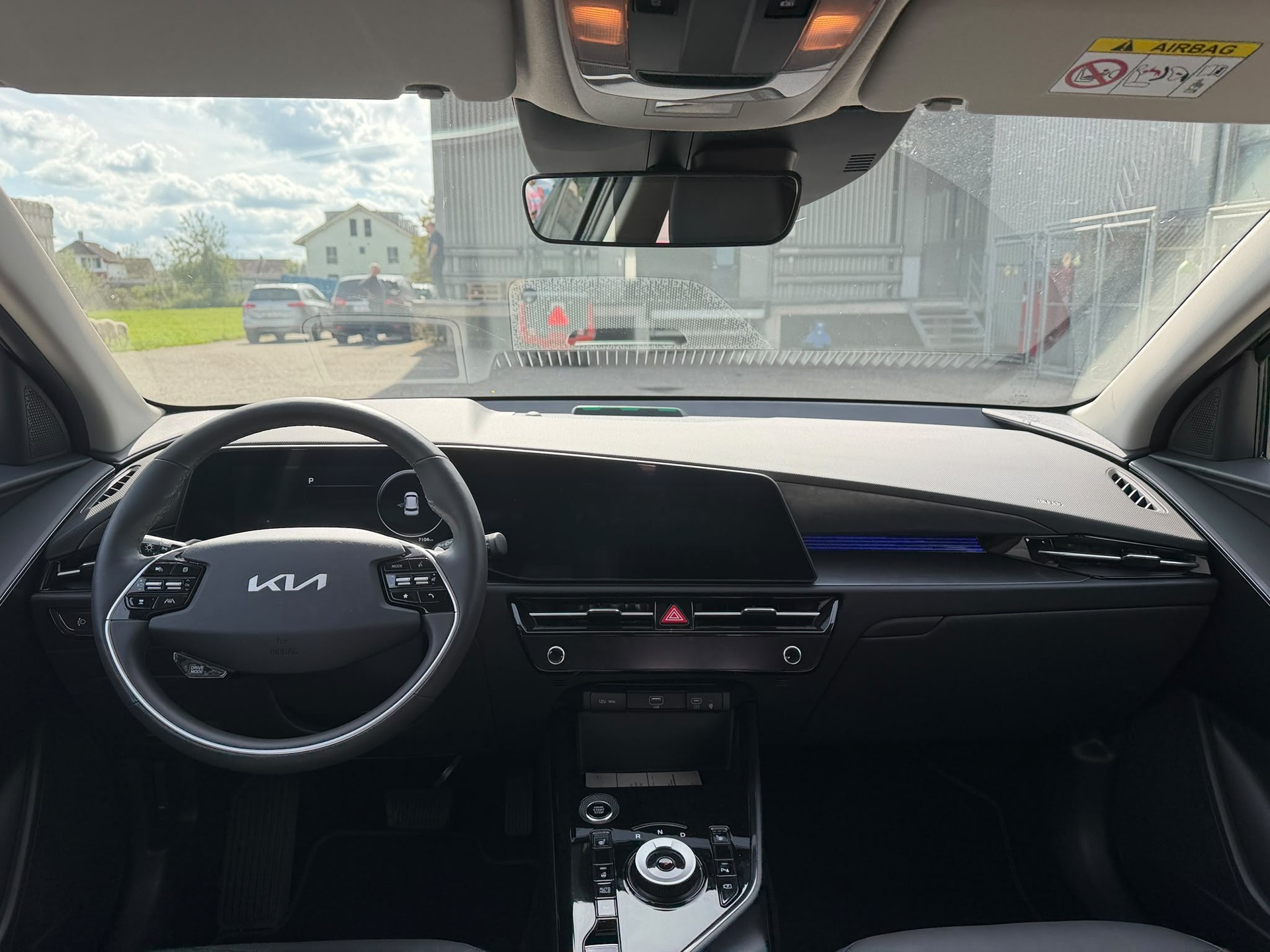 KIA Niro 1.6GDi Hybrid Style DCT-image-9