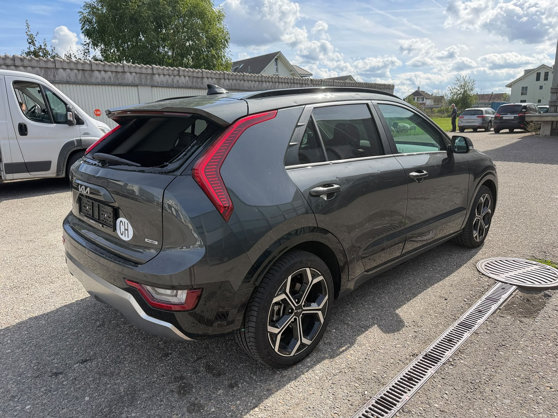 KIA Niro 1.6GDi Hybrid Style DCT-image-6