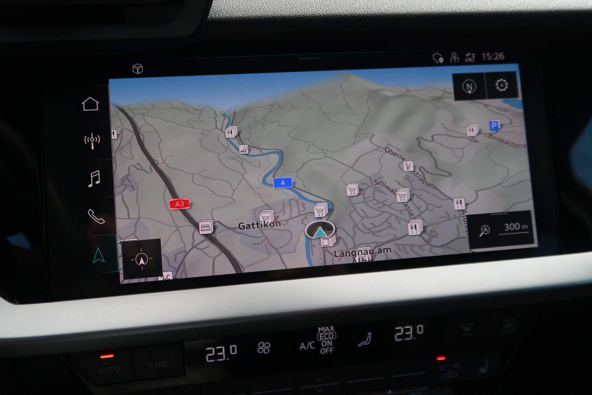AUDI S3 Limousine 2.0 TFSI quattro S-tronic-image-16
