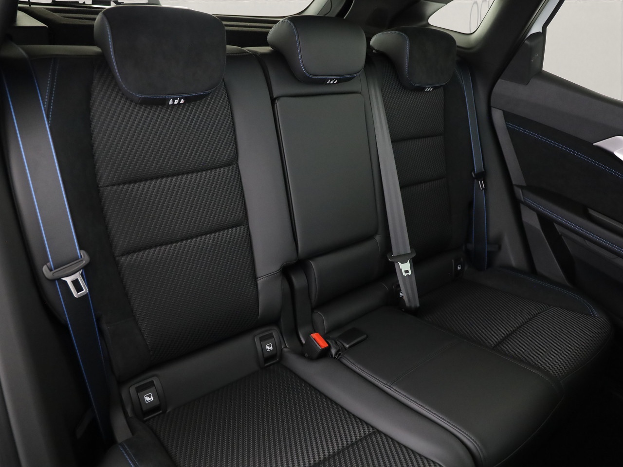 RENAULT Austral 1.2 E-Tech esprit Alpine-image-7