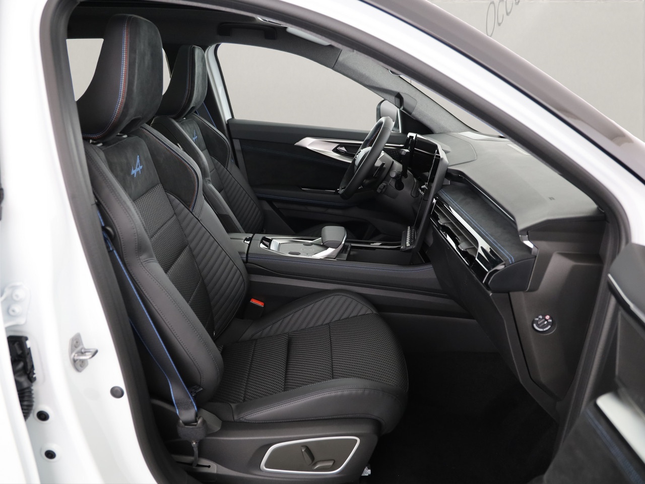 RENAULT Austral 1.2 E-Tech esprit Alpine-image-6