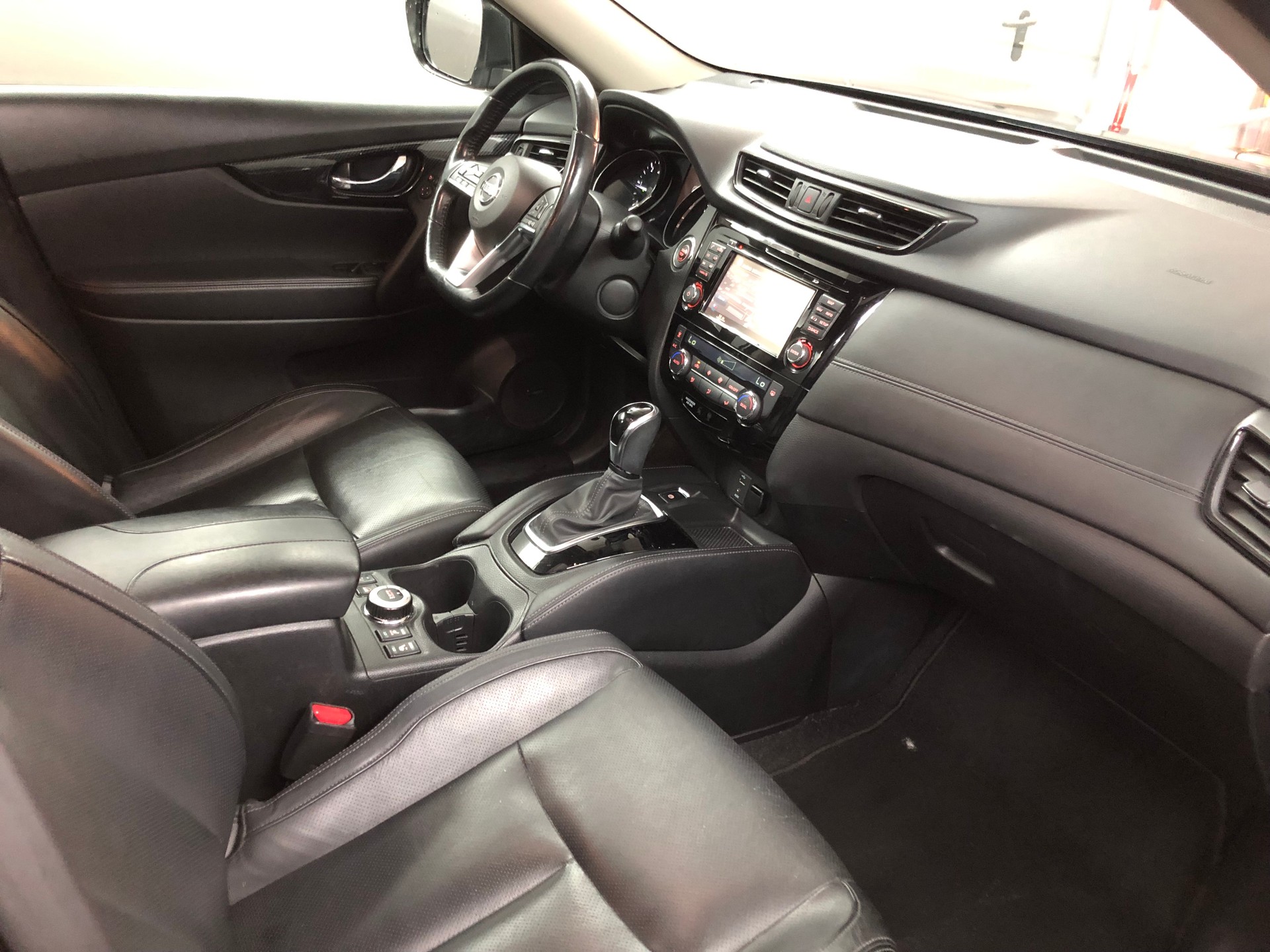 NISSAN X-Trail 2.0 dCi tekna Xtronic CVT ALL-MODE 4x4-image-8