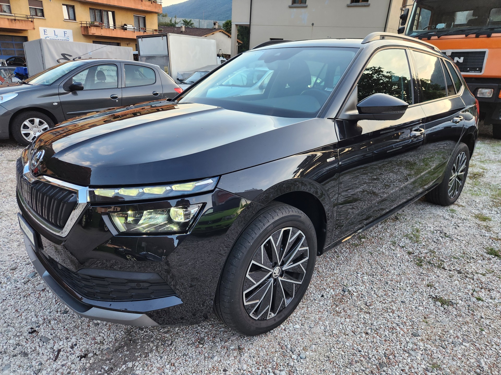 SKODA Kamiq 1.5 TSI Drive 125 DSG-image-2