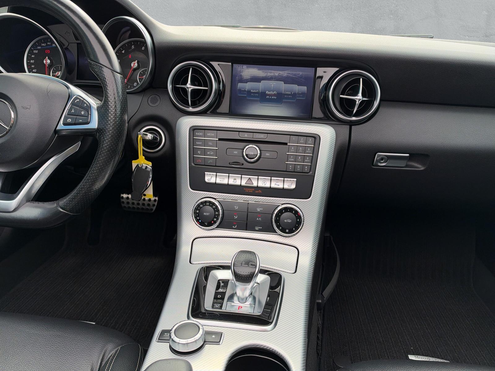 MERCEDES-BENZ SLC-Klasse R172 Cabriolet SLC 180 (CH)-image-17