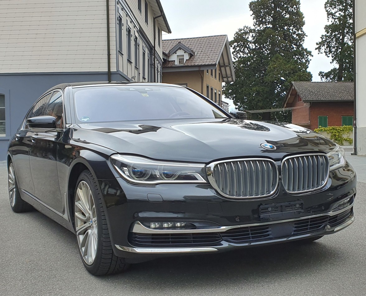BMW 750Ld xDrive Pure Excellence Executive Lounge-image-1