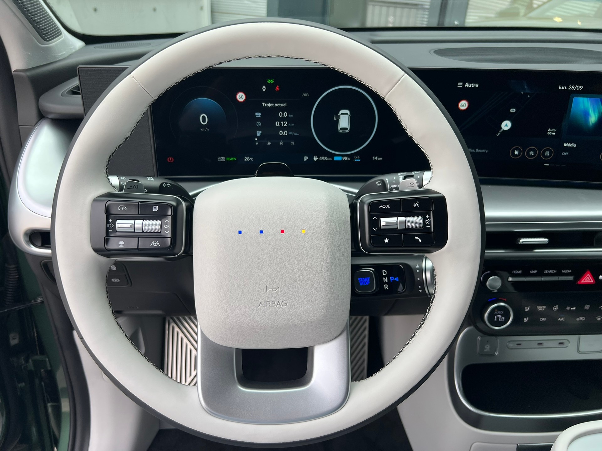 HYUNDAI Ioniq 9 110kWh Vertex Caligraphy 4WD-image-12