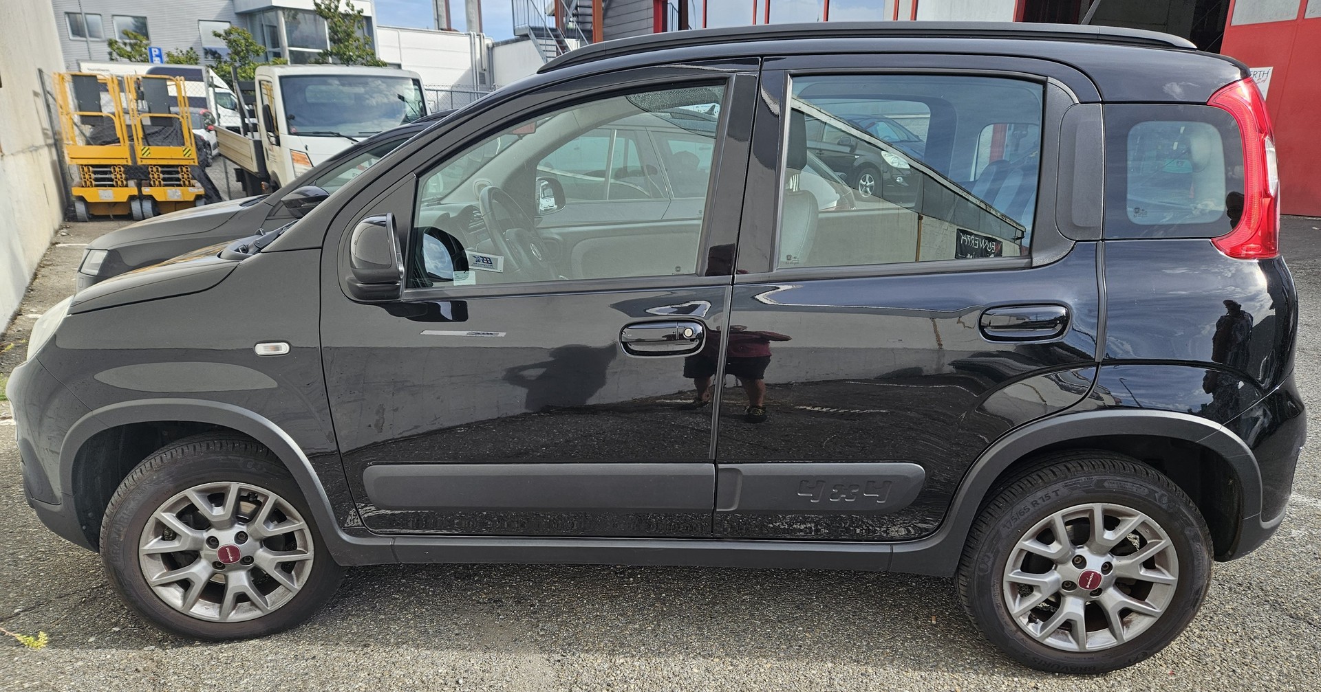 FIAT Panda 0.9 Twinair Turbo Climbing 4x4-image-3