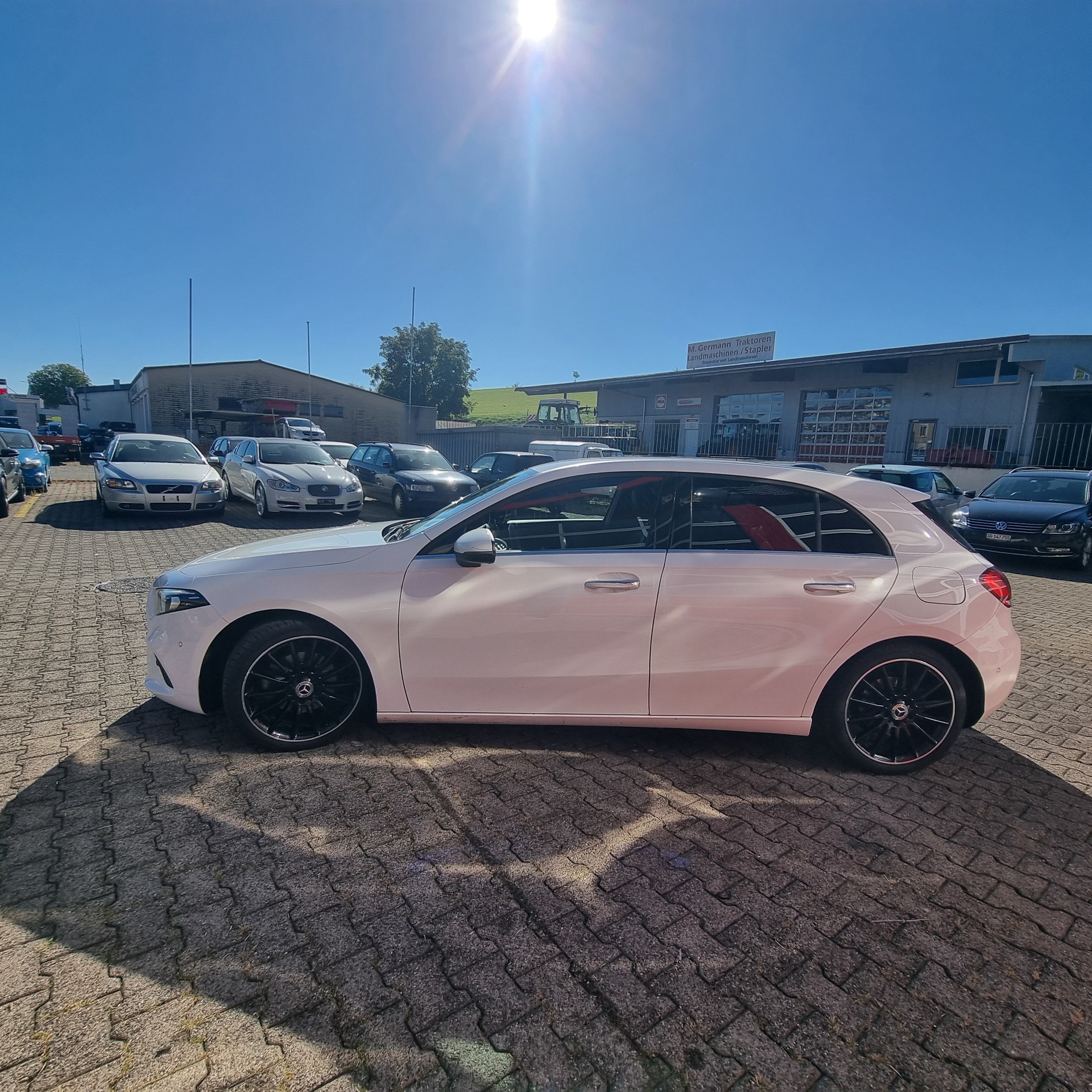 MERCEDES-BENZ A 180 d Style 7G-DCT-image-4