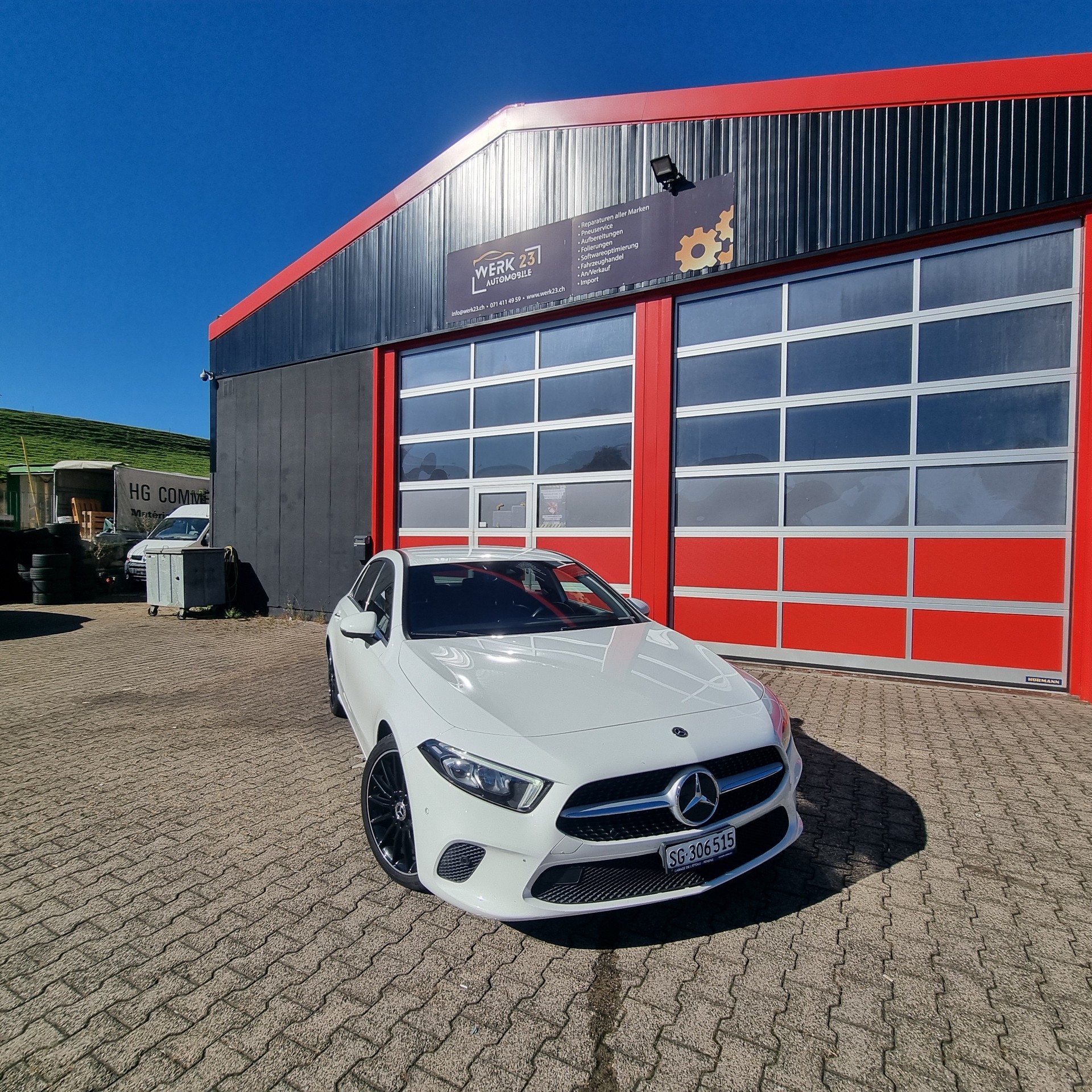 MERCEDES-BENZ A 180 d Style 7G-DCT-image-1