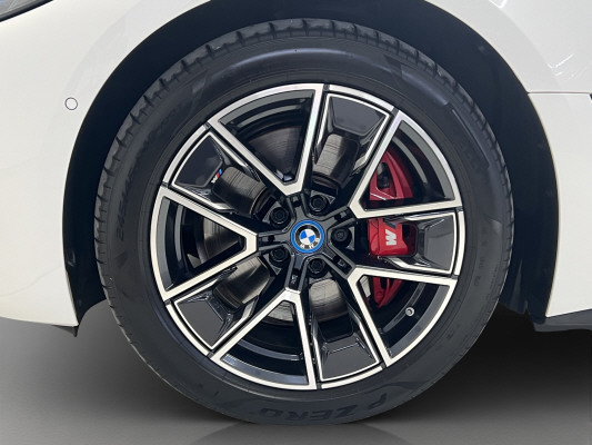 BMW i4 M50 M Sport Pro-image-7