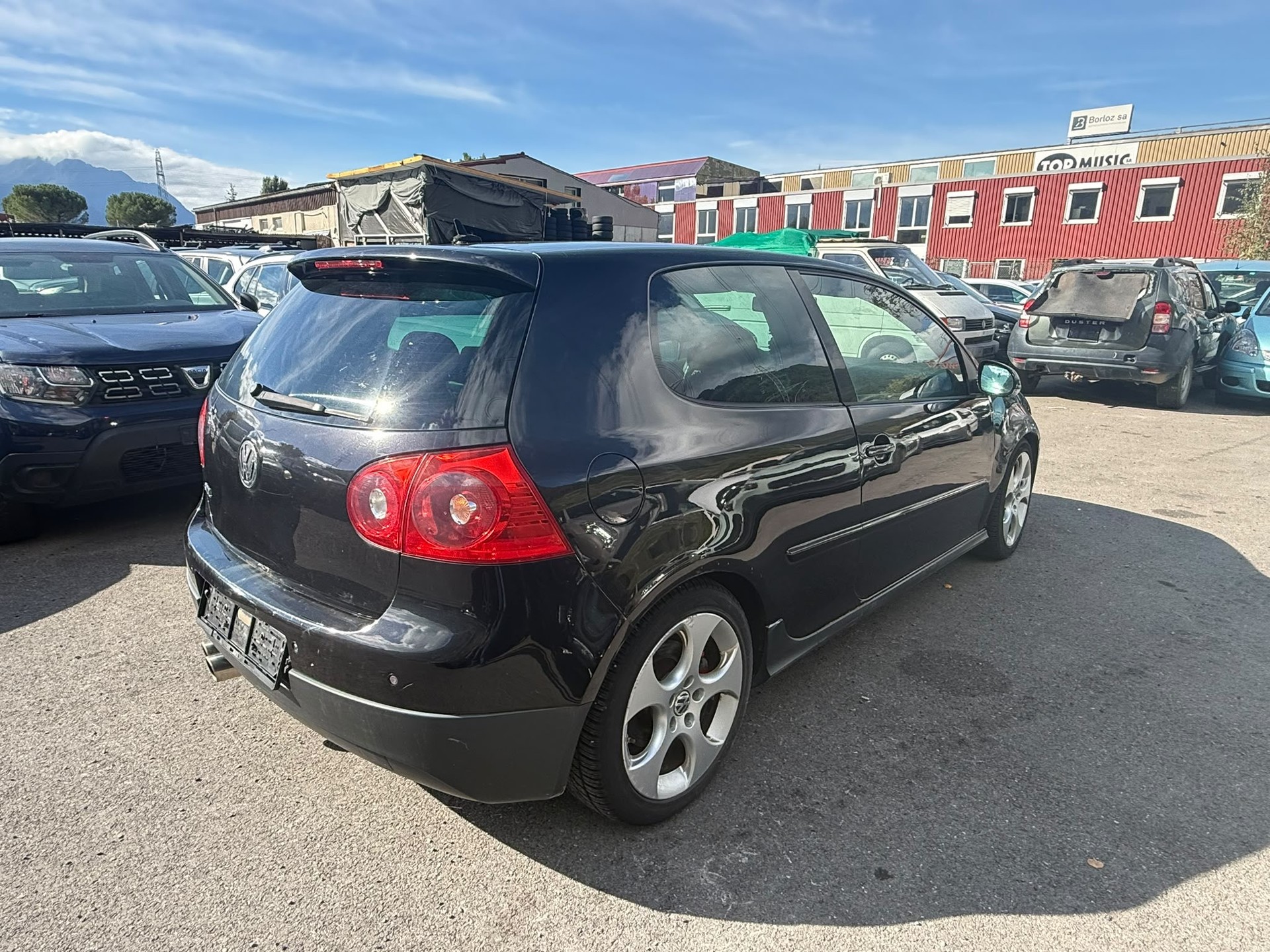 VW Golf 2.0 GTI-image-3