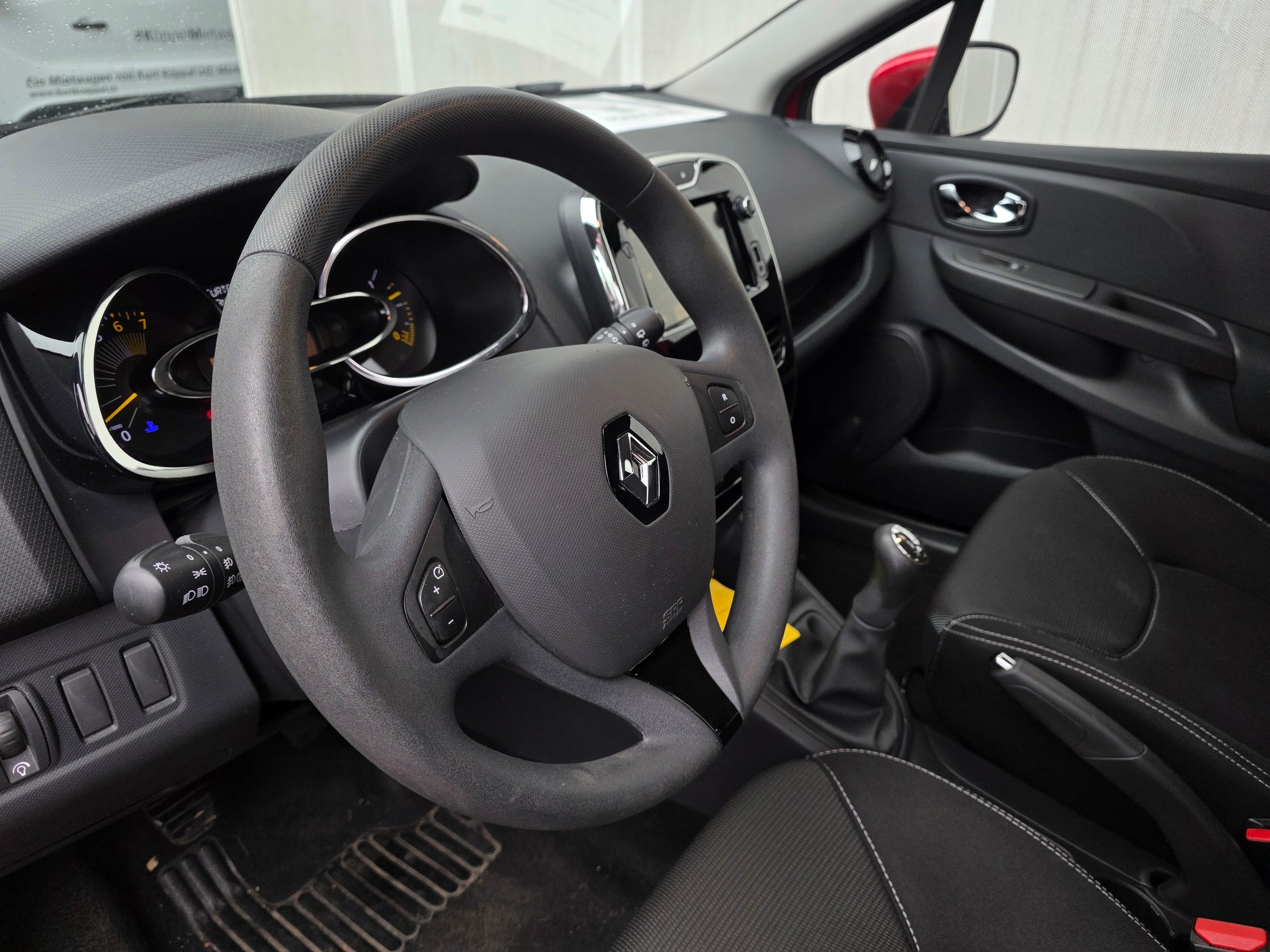 RENAULT Clio 1.2 16V Expression-image-5
