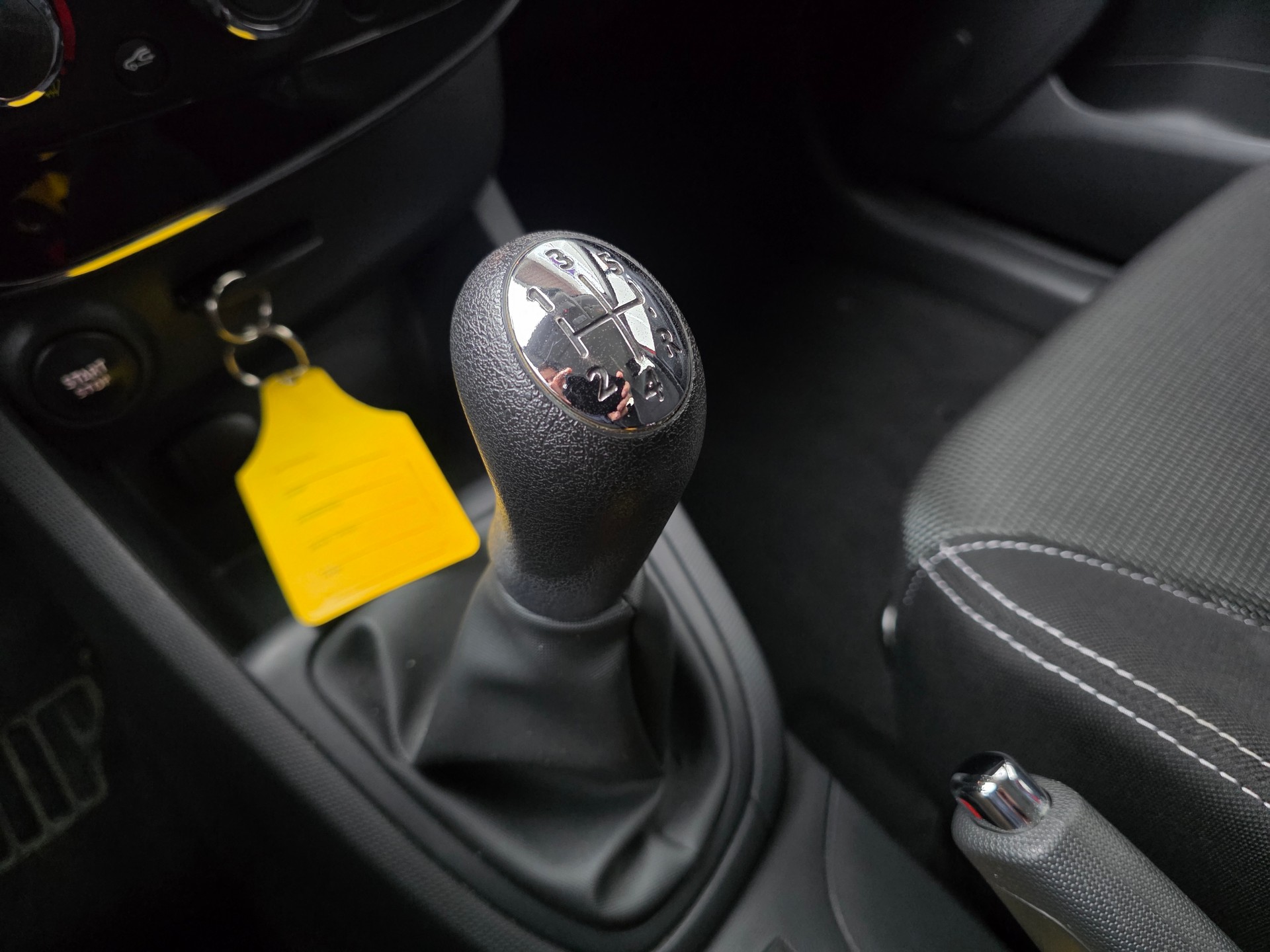 RENAULT Clio 1.2 16V Expression-image-8