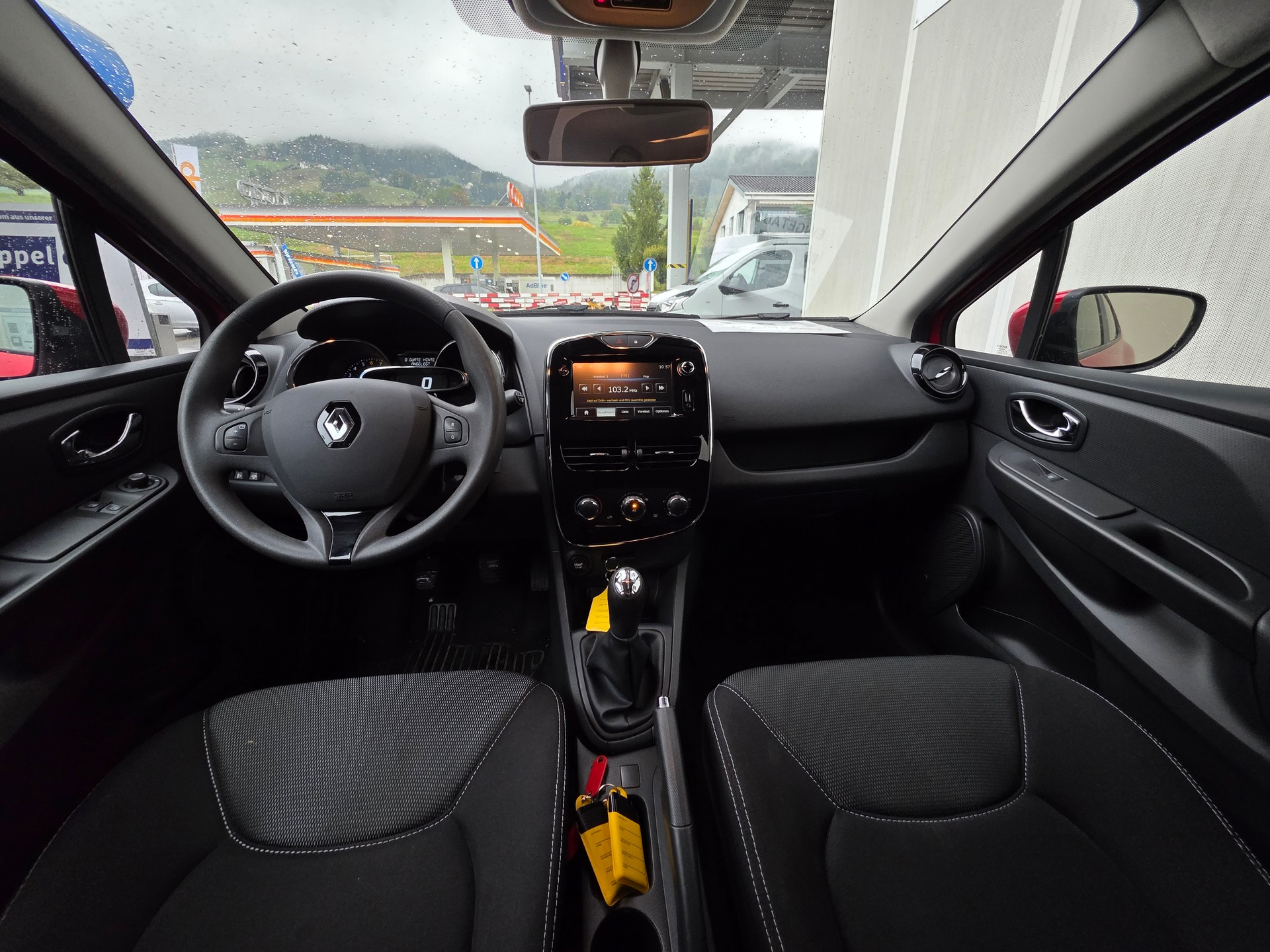 RENAULT Clio 1.2 16V Expression-image-6