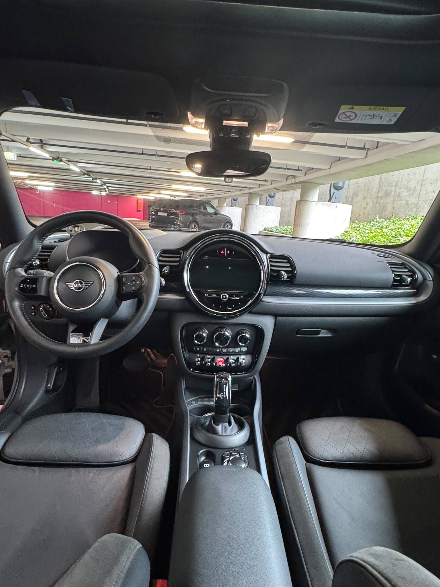 MINI 2.0i Cooper S ALL4-image-2