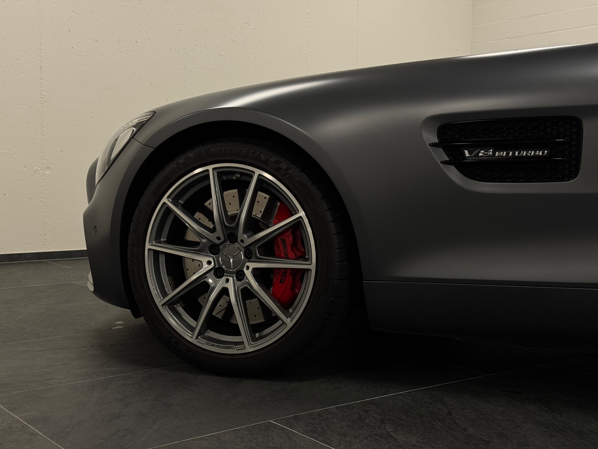 MERCEDES-BENZ AMG GT S Speedshift DCT-image-11